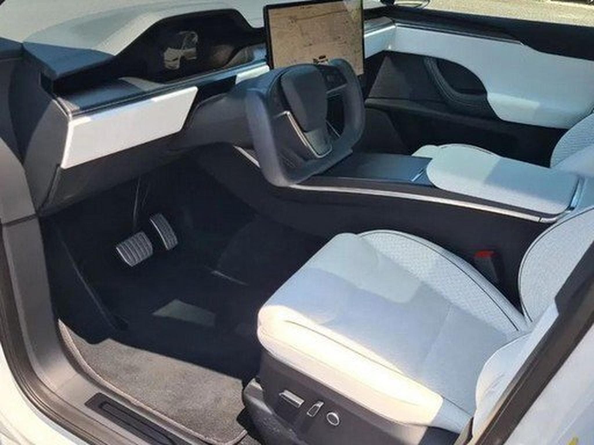 Tesla Model X 1000 ps (2023) - Foto 3