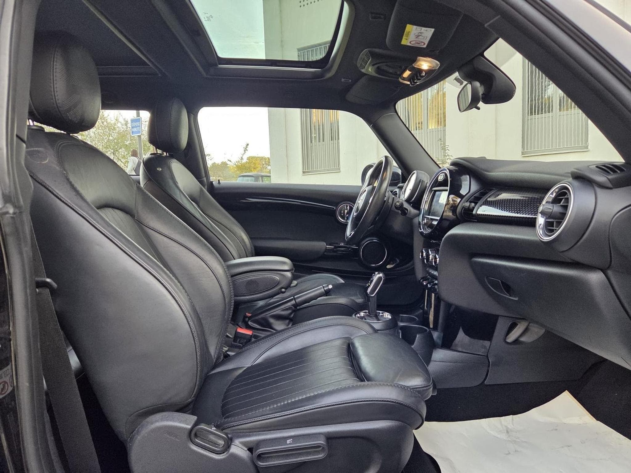 Mini Cooper Mini cooper s 2.0i 192cv bva 7 heddon st (2019) - Photo 2