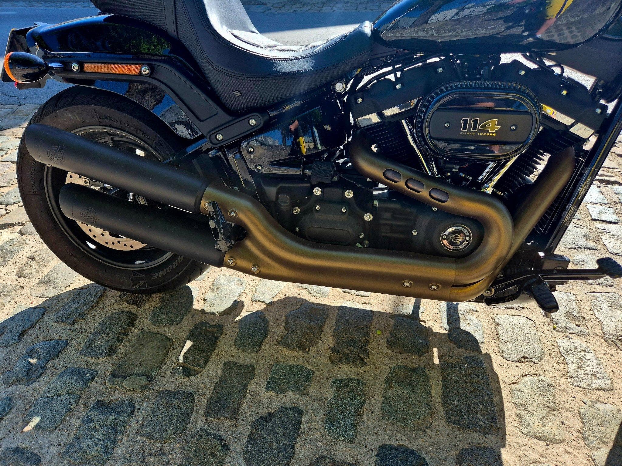 Harley-Davidson Fat Bob 114 + échappement KessTech (Homologué) (2021) - Photo 3
