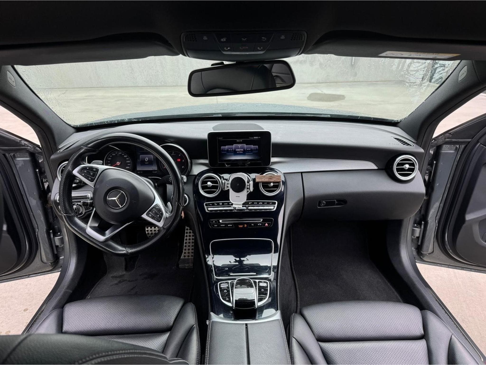 Mercedes C 200 Kit AMG intérieur / extérieur (2016) - Photo 2