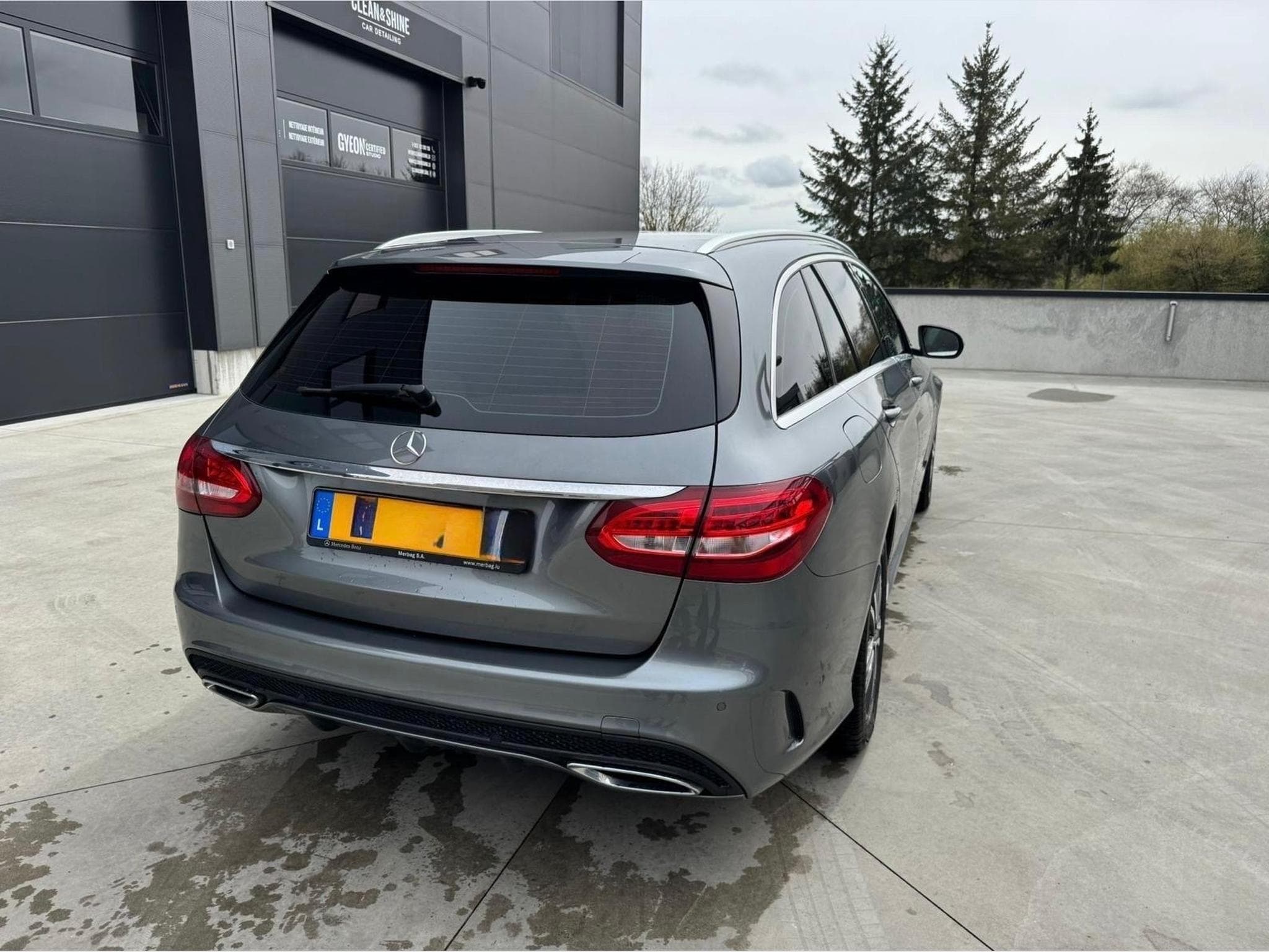 Mercedes C 200 Kit AMG intérieur / extérieur (2016) - Photo 3
