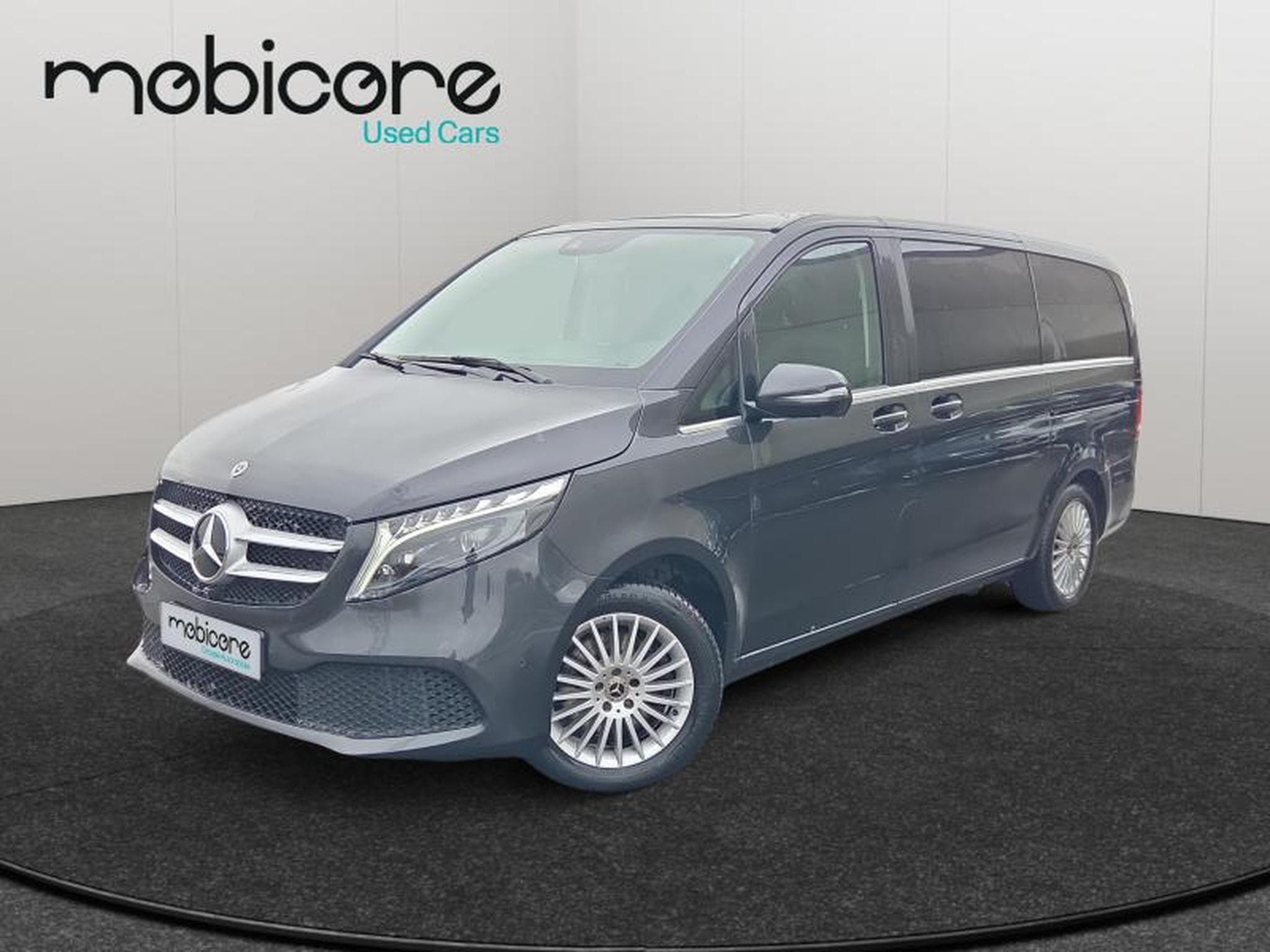 Mercedes V d Avantgarde Double Cabine / Diesel (2023) - Photo 1