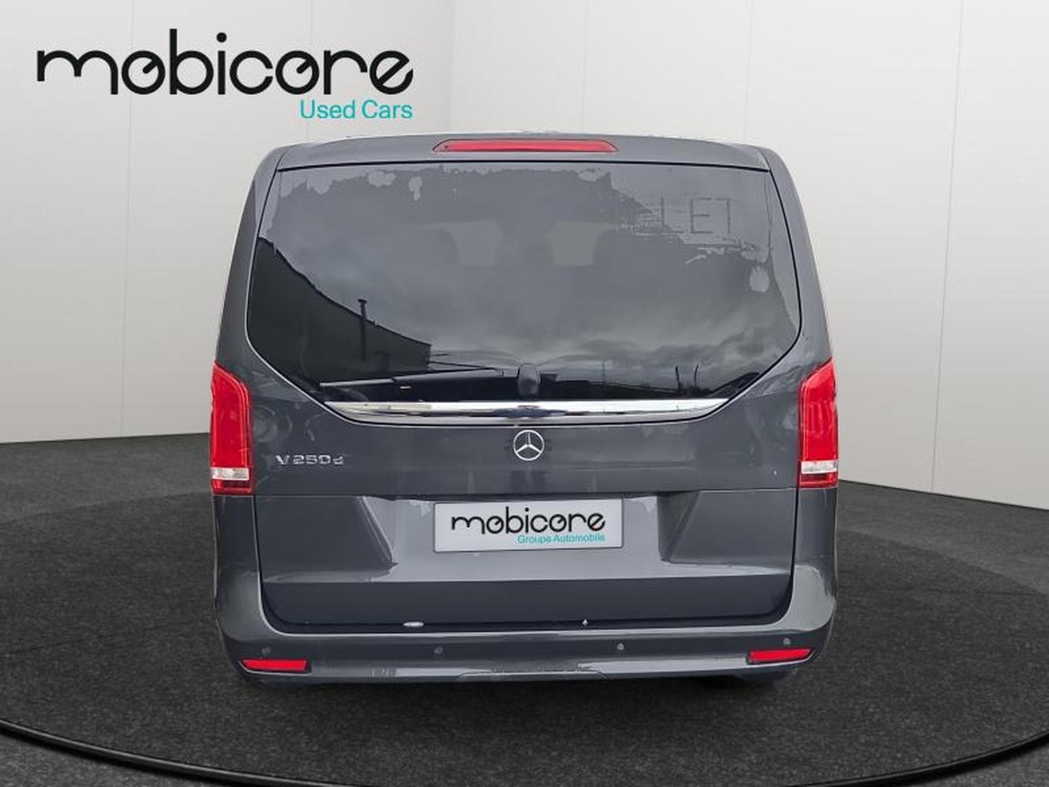 Mercedes V d Avantgarde Double Cabine / Diesel (2023) - Photo 6