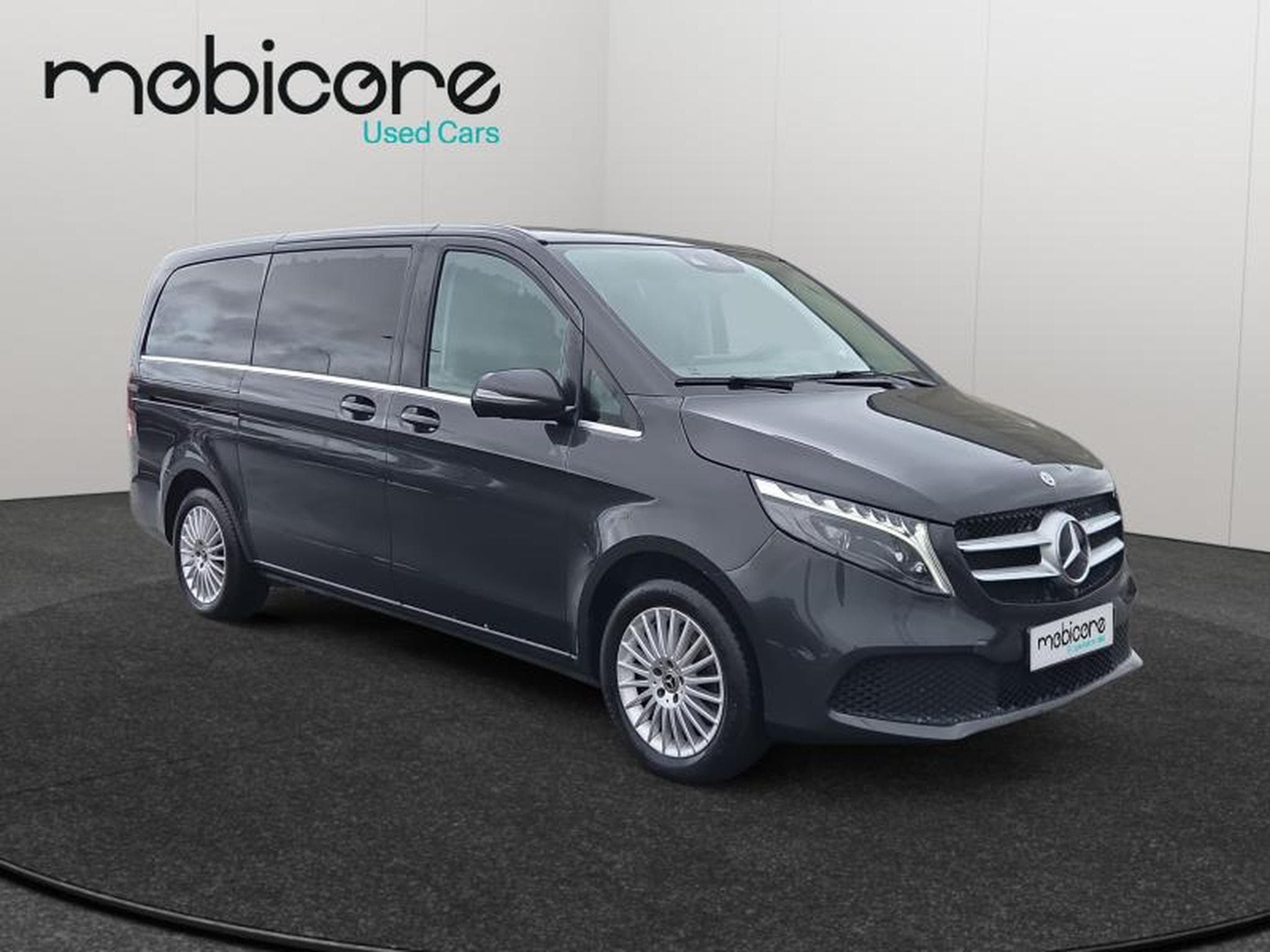 Mercedes V d Avantgarde Double Cabine / Diesel (2023) - Photo 8