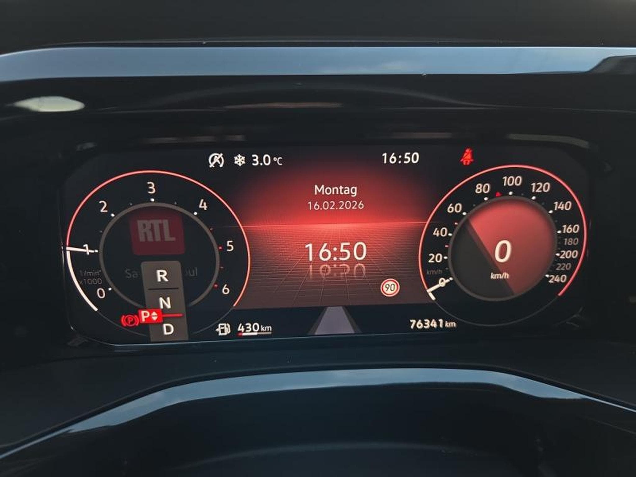 VW T6.1 T7 Multivan Life (2022) - Photo 17