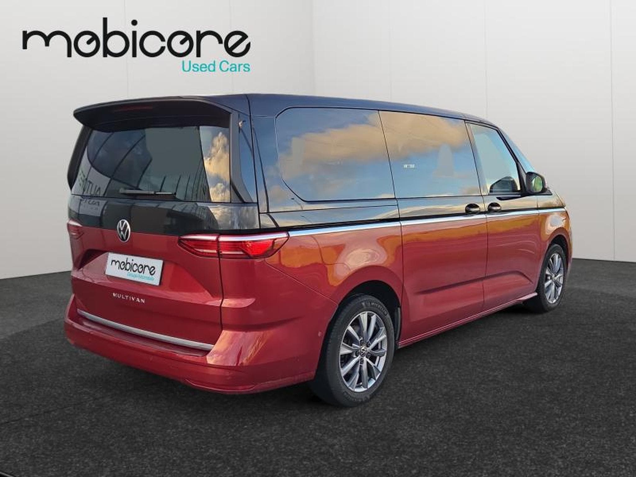 VW T6.1 T7 Multivan Life (2022) - Photo 2