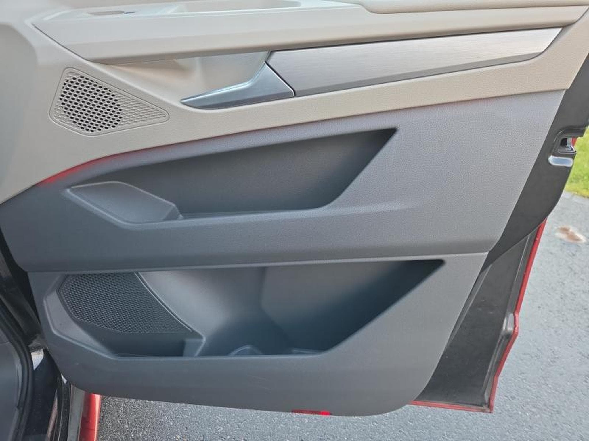 VW T6.1 T7 Multivan Life (2022) - Photo 20