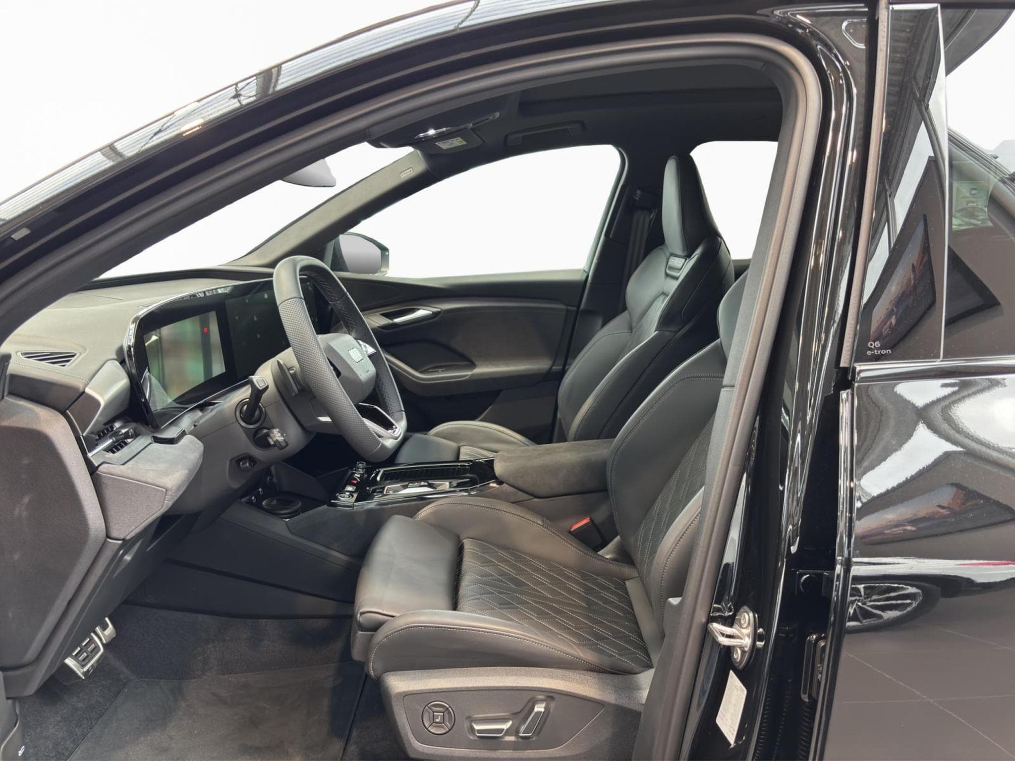 Audi Q6 e-tron Etron (2026) - Photo 5