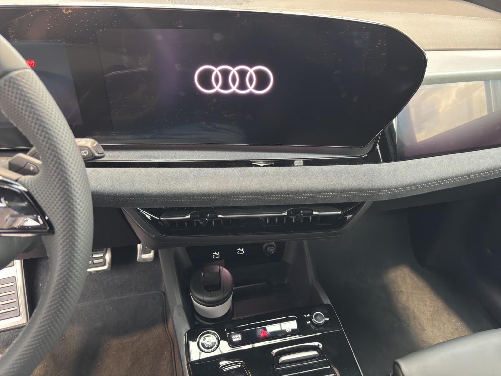 Audi Q6 e-tron Etron (2026) - Photo 7