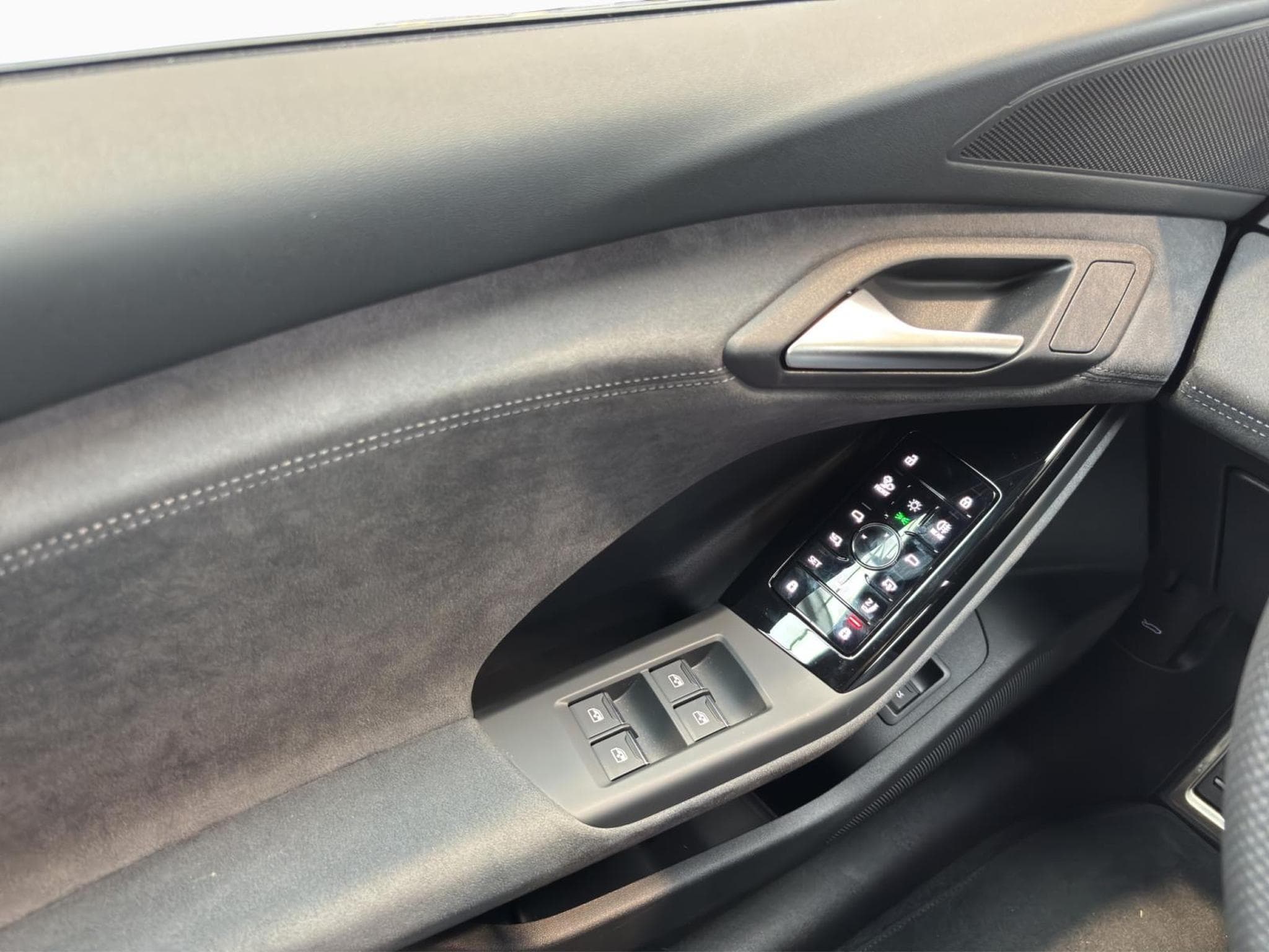 Audi Q6 e-tron Etron (2026) - Photo 9