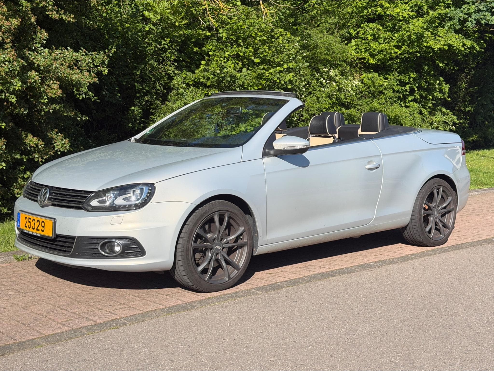 VW Eos Executive (2012) - Foto 1