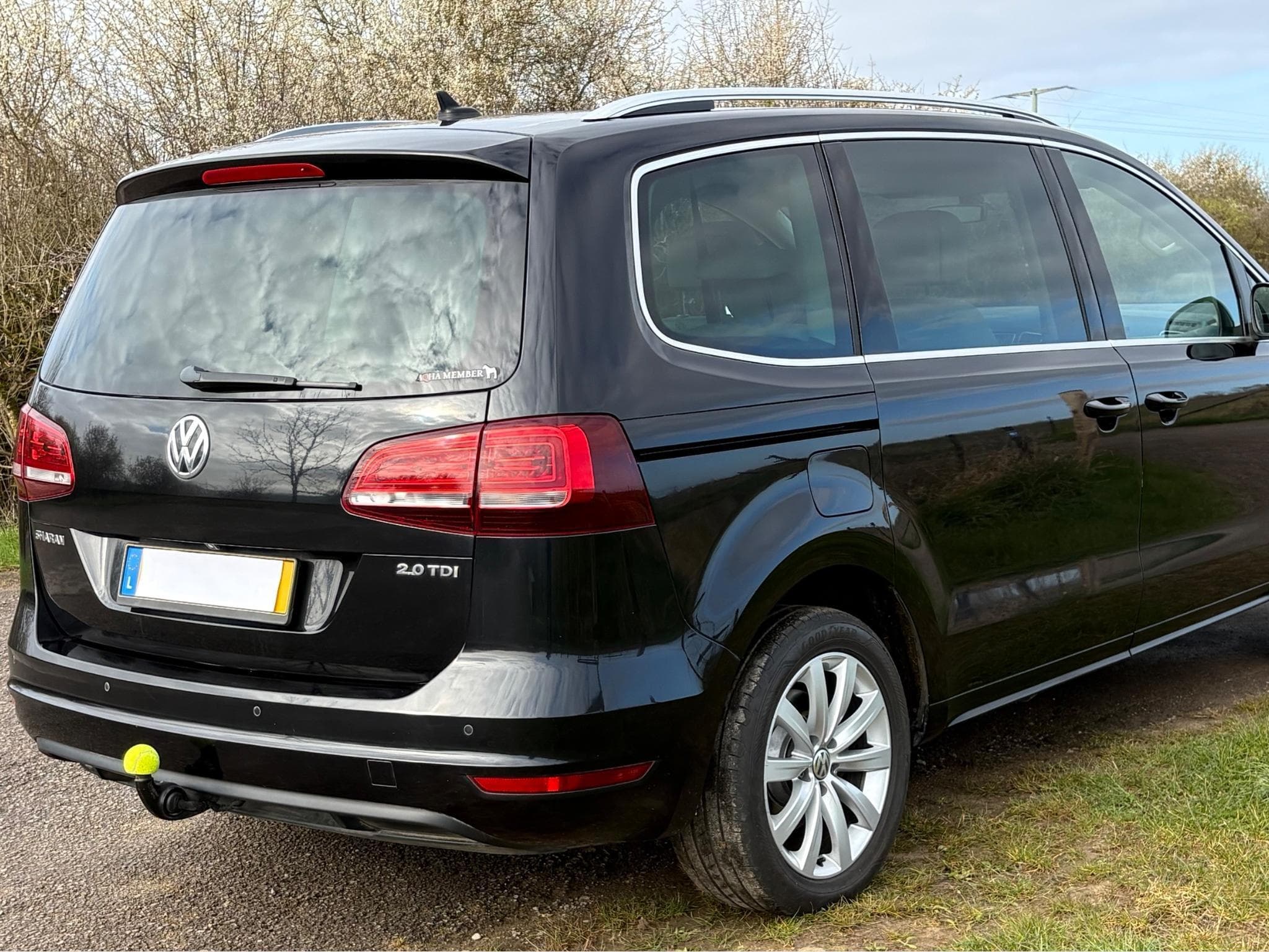 VW Sharan 2,0 TDI, 184 PS, HIGHLINE, AHK,CAM,NAVI (2016) - Photo 3