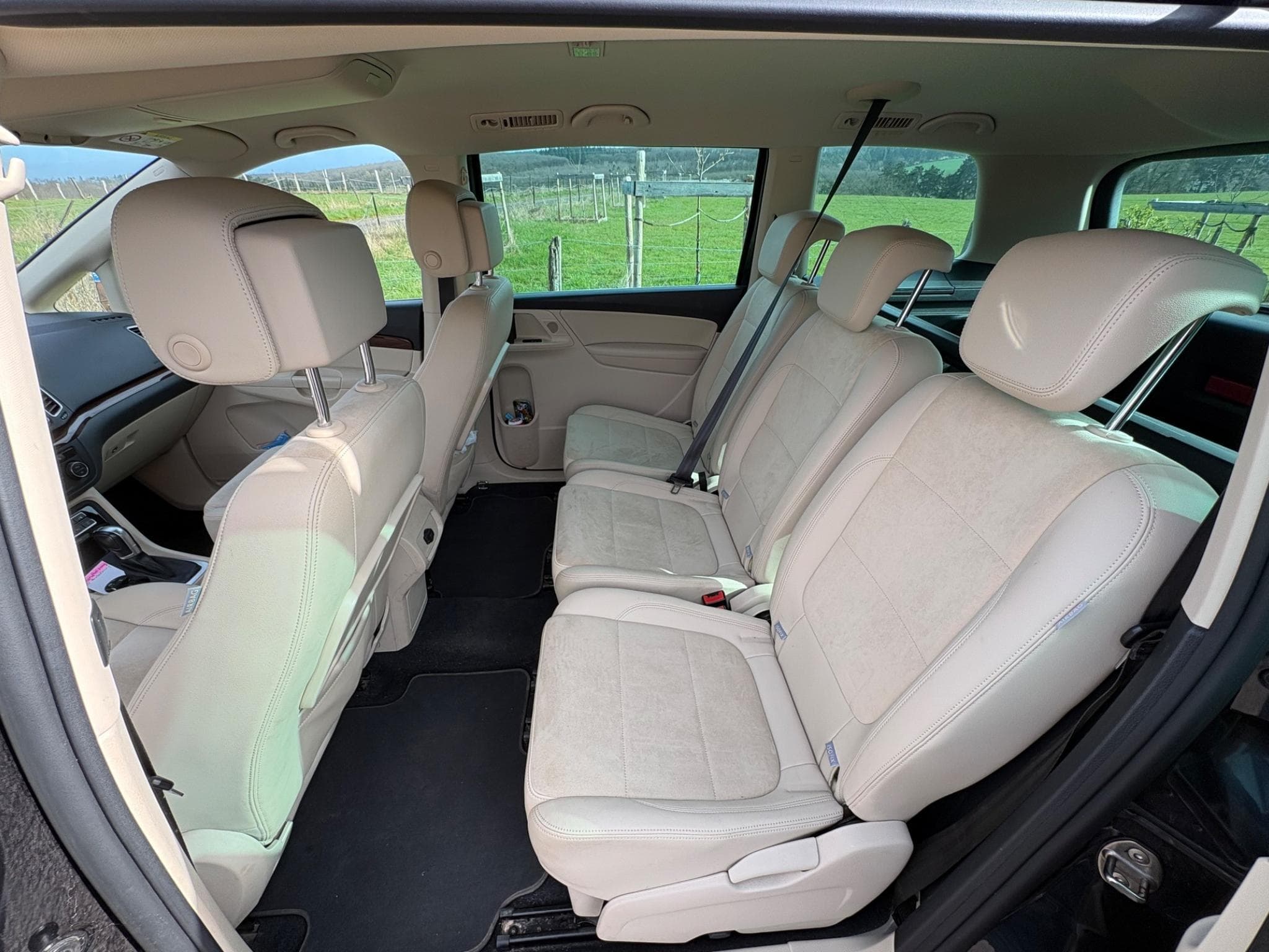 VW Sharan 2,0 TDI, 184 PS, HIGHLINE, AHK,CAM,NAVI (2016) - Photo 12