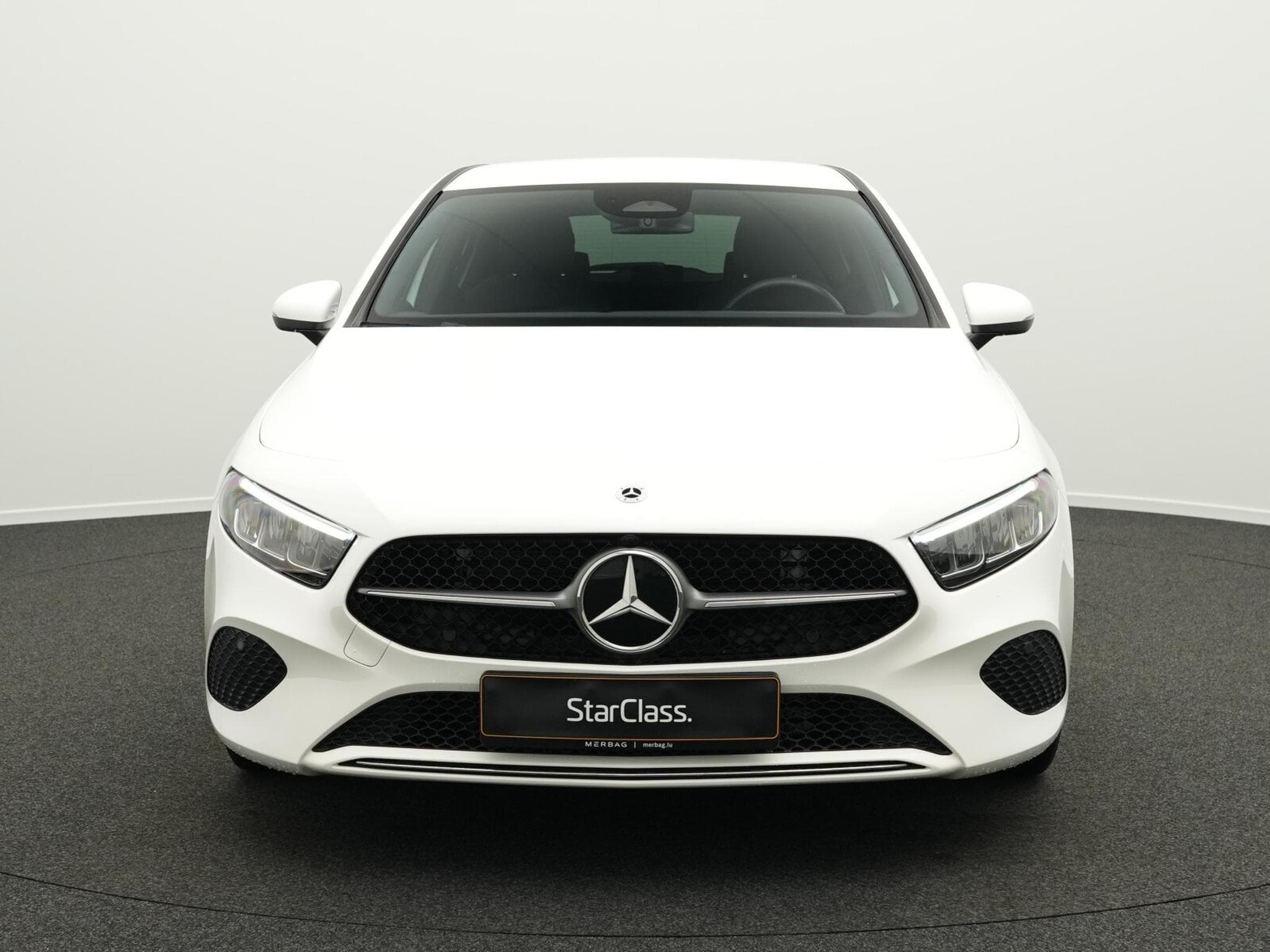 Mercedes A 180 d Progressive Line Advanced Plus (2024) - Photo 2