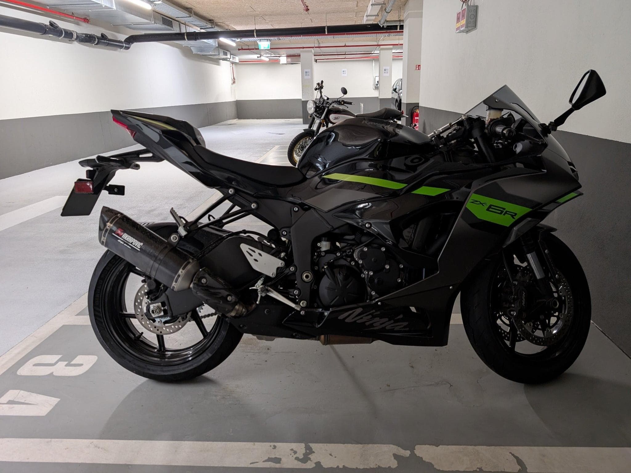 Kawasaki ZX6R Performance Edition (2025) - Foto 5