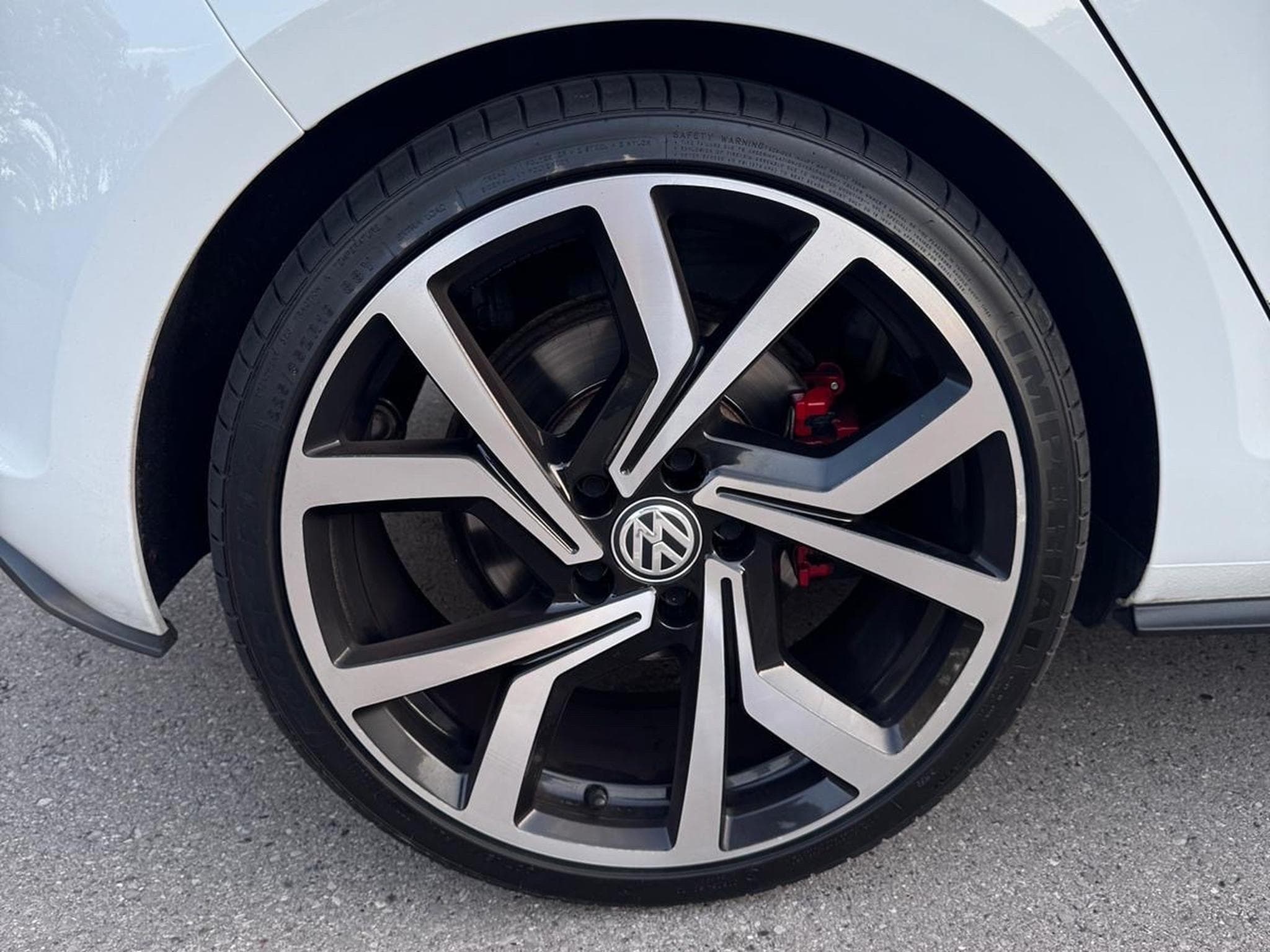 VW Golf GTI (2016) - Photo 5