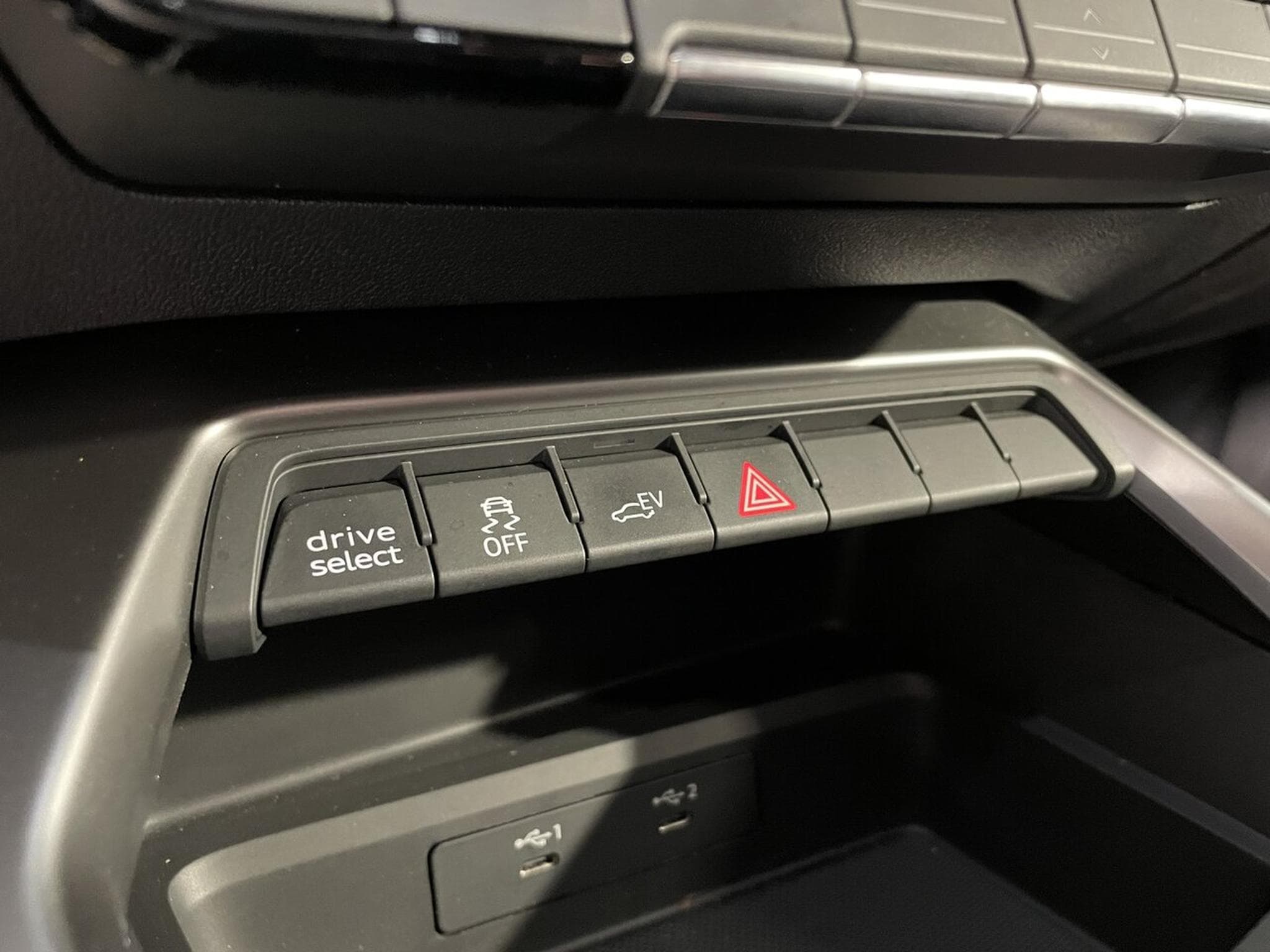 Audi A3 SPORTBACK 40 TFSI E 204 CV BUSINESS S TRONIC CARPLAY (2021) - Photo 5