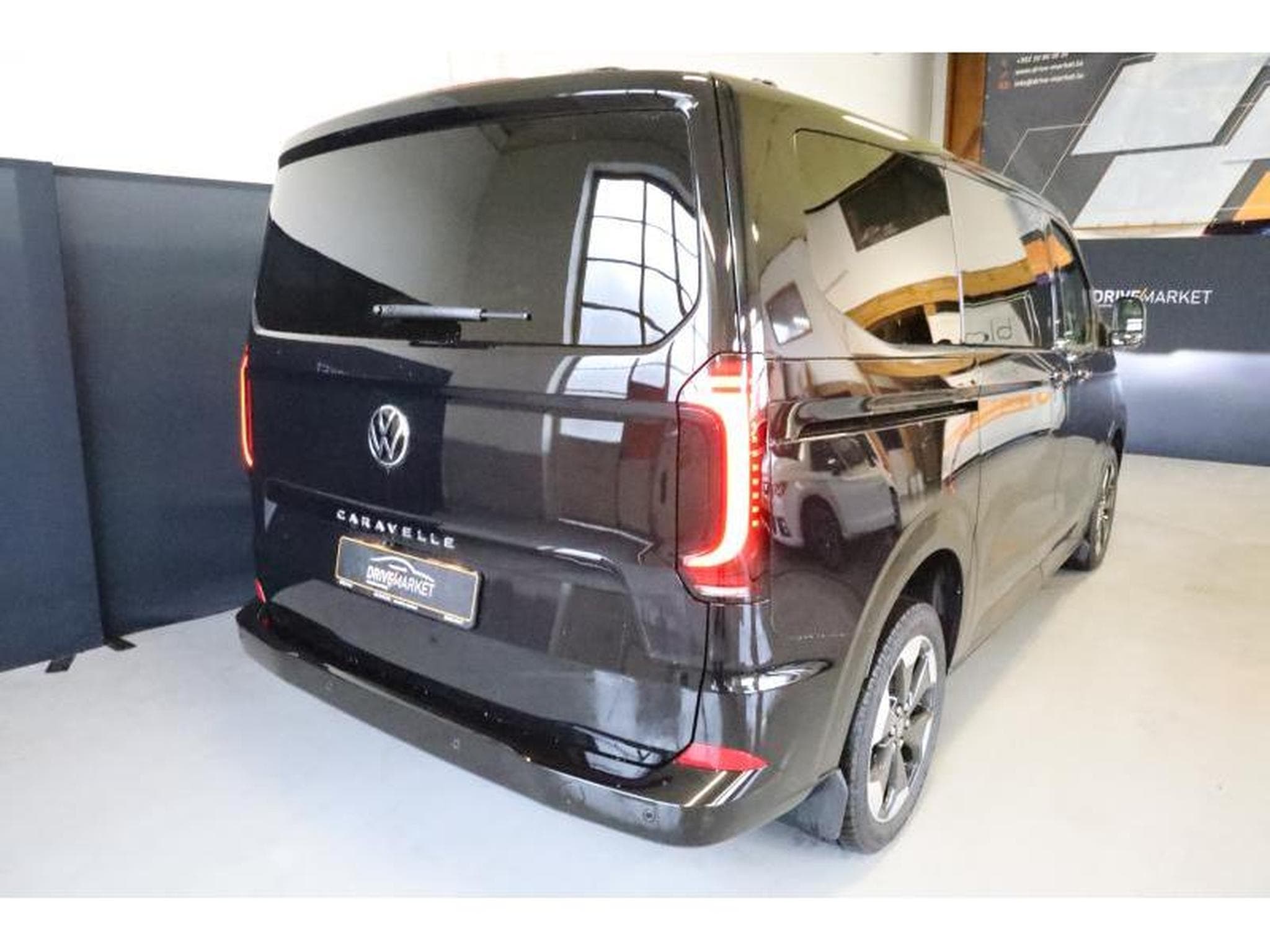 VW T7 Style Court (2026) - Photo 25