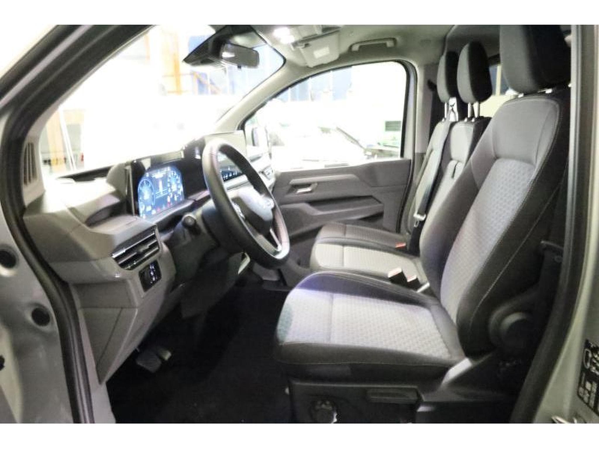 VW T7 Style Court 9P (2026) - Photo 10