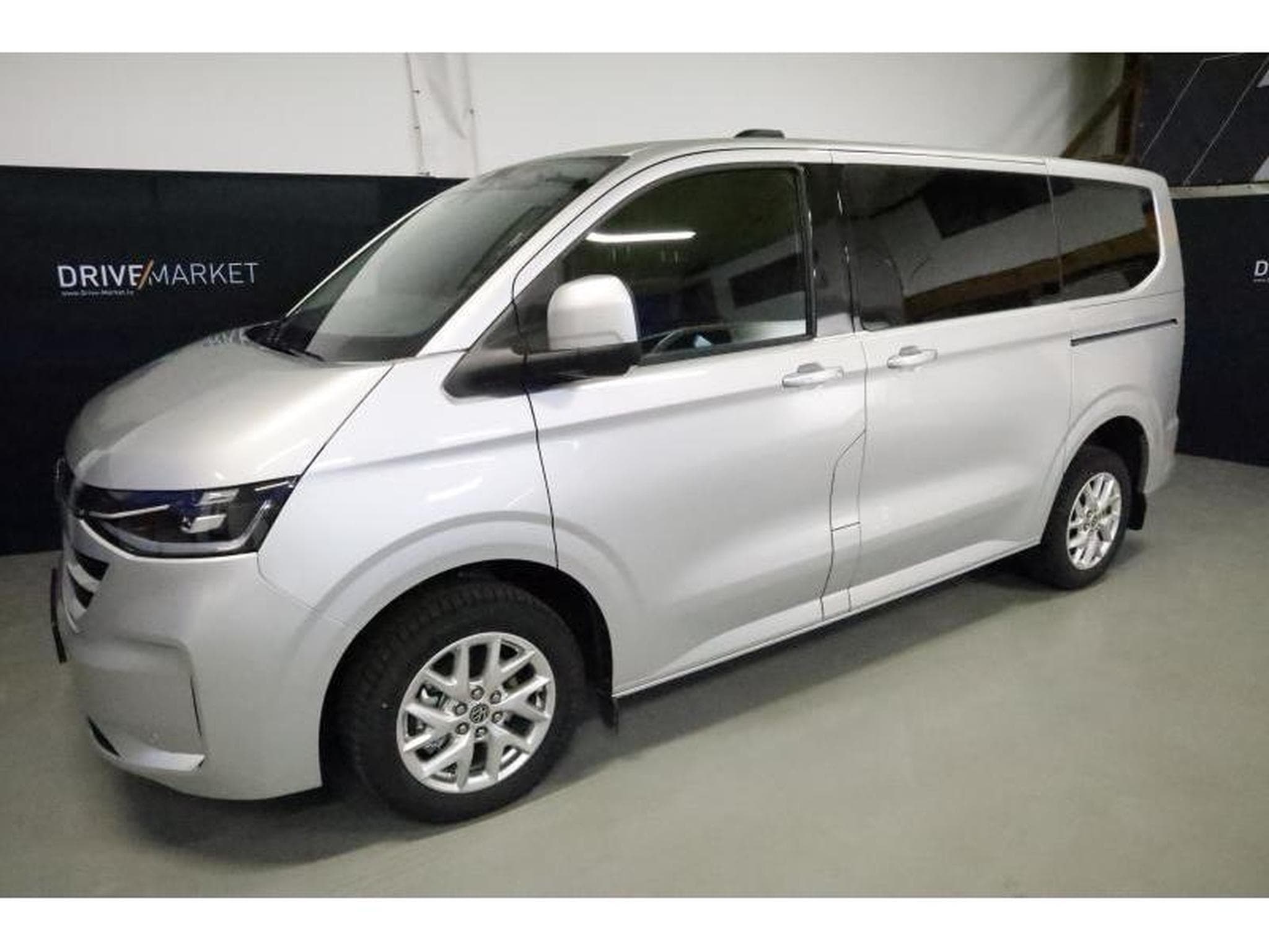 VW T7 Style Court 9P (2026) - Photo 18