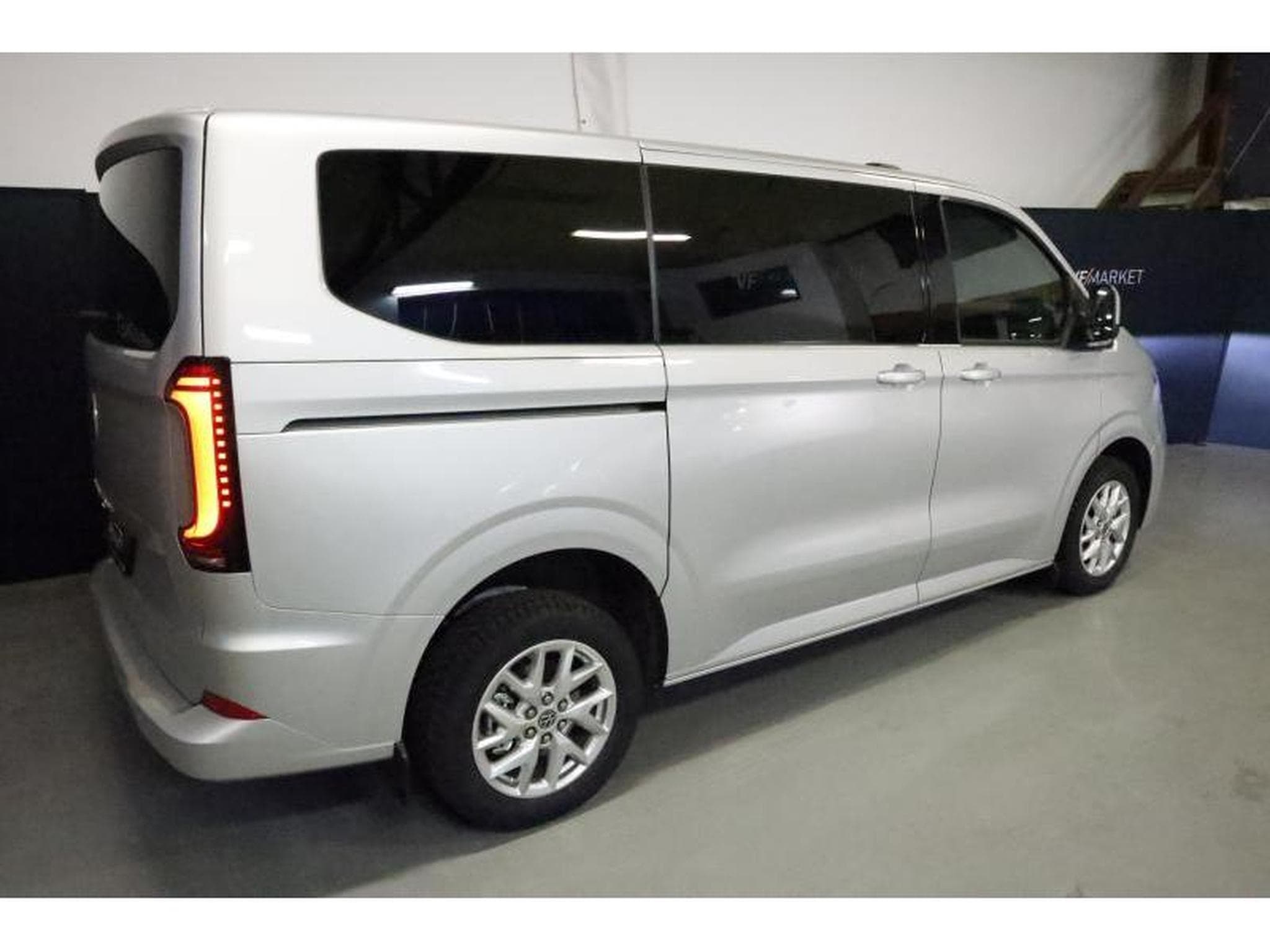 VW T7 Style Court 9P (2026) - Photo 19