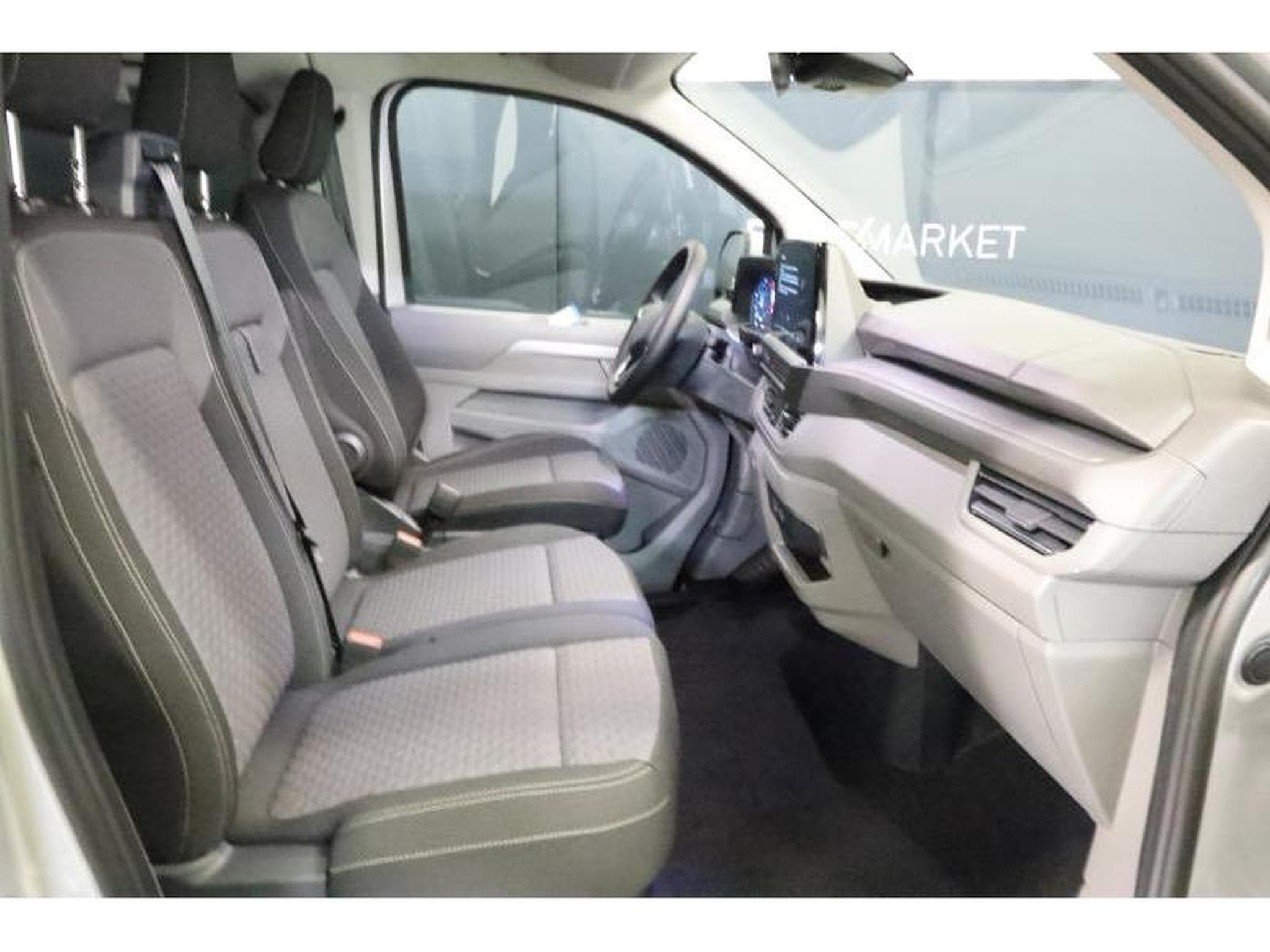 VW T7 Style Court 9P (2026) - Photo 7