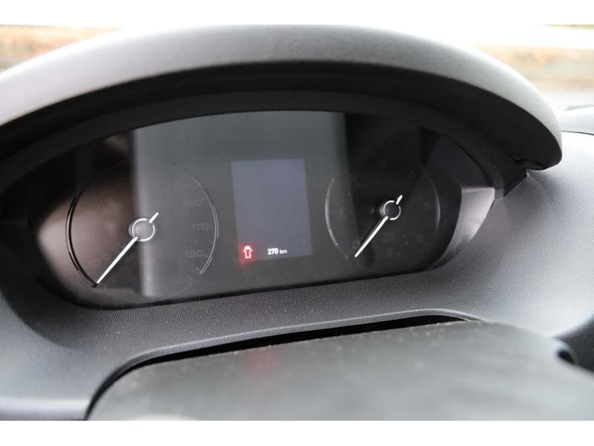 Peugeot Boxer 335 L2H2 Kam PDC DAB Temp BT (2024) - Photo 16