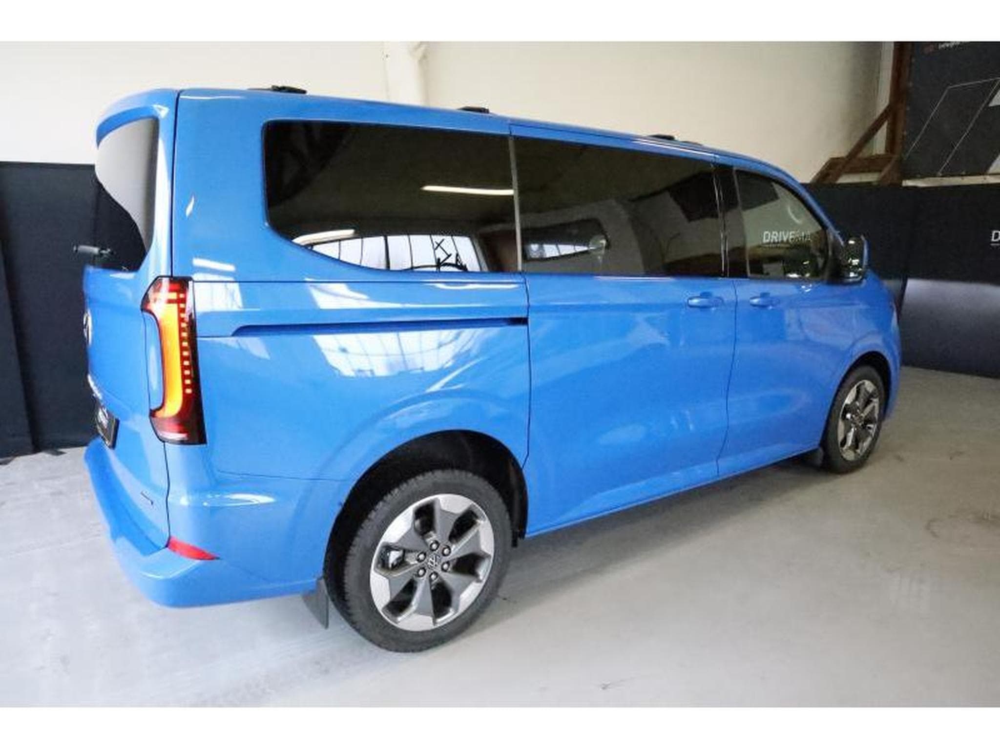 VW T7 Style 4X4 (2026) - Photo 21