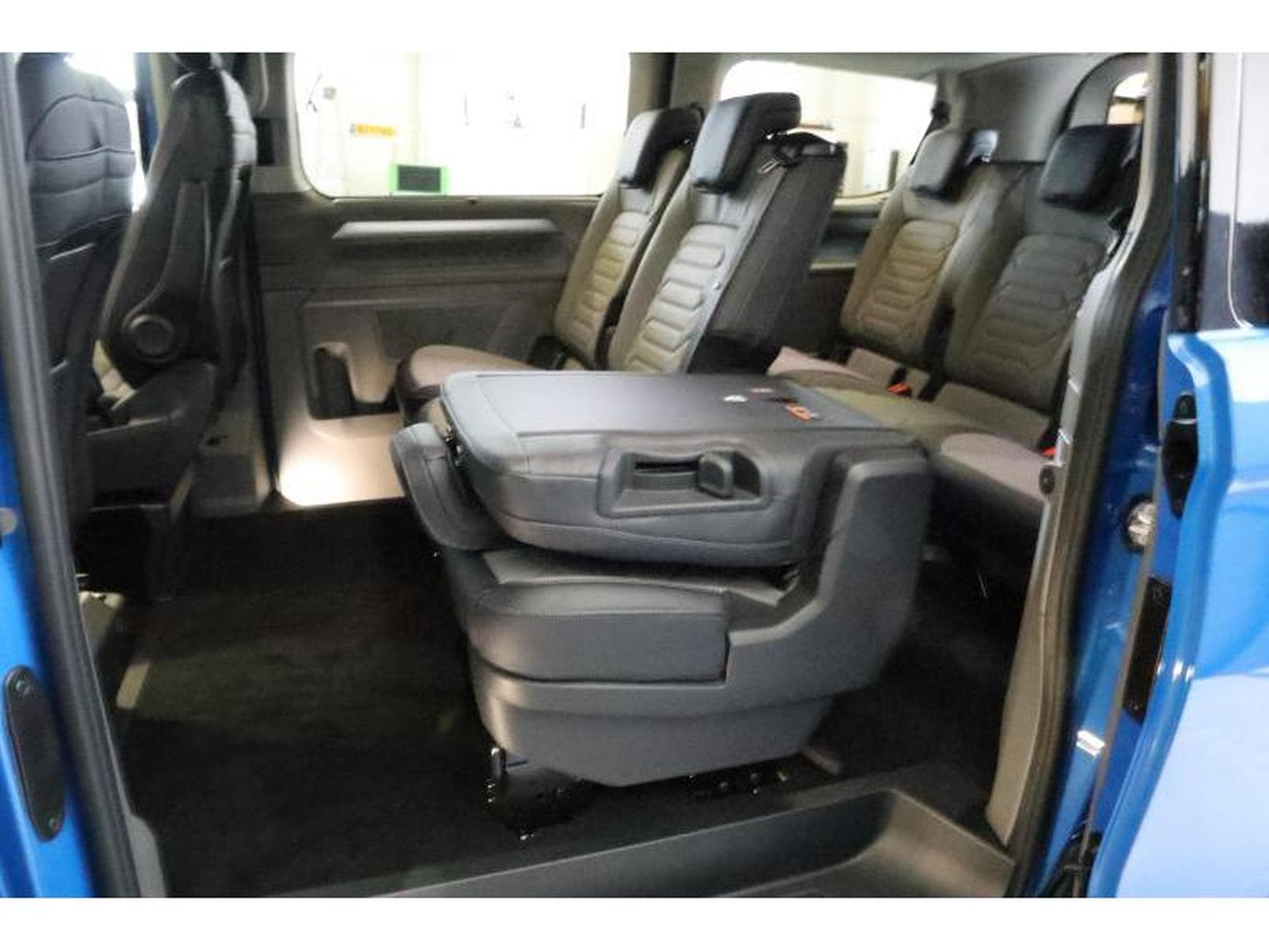 VW T7 Style 4X4 (2026) - Photo 9