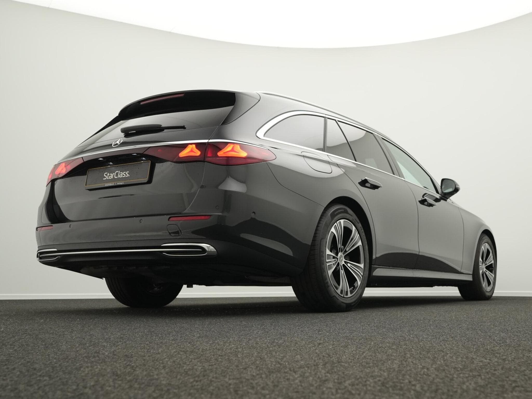 Mercedes E 200 T Avantgarde 360°+Memo+Digital+Apple (2024) - Foto 9