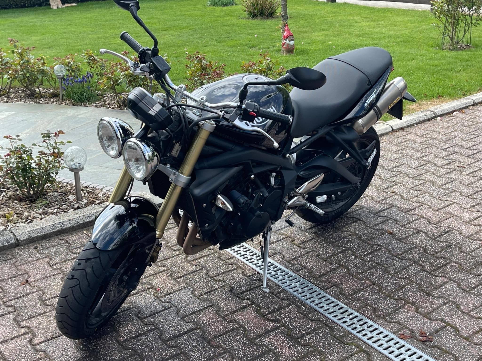 Triumph Street Triple (2009) - Foto 3