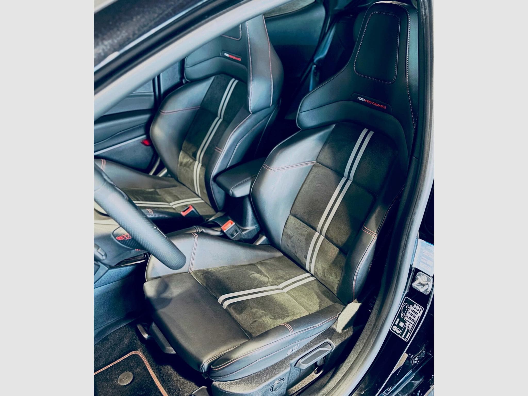 Ford Fiesta FIESTA ST ULTIMATE (2023) - Photo 8