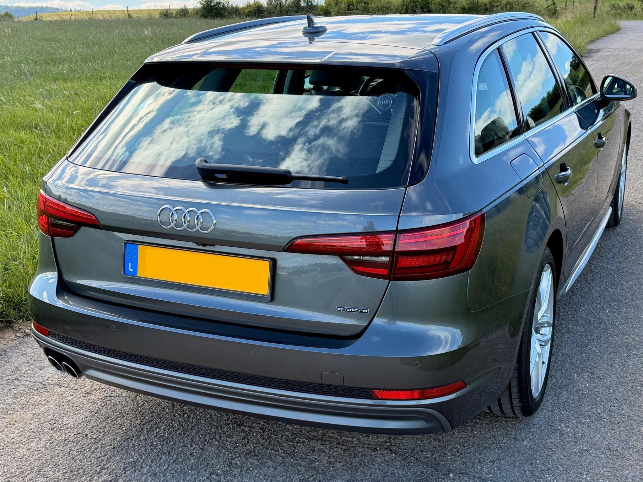 Audi A4 3.0TDI (272) Quattro,HuD,Matrix,B&O,AHK (2016) - Photo 4