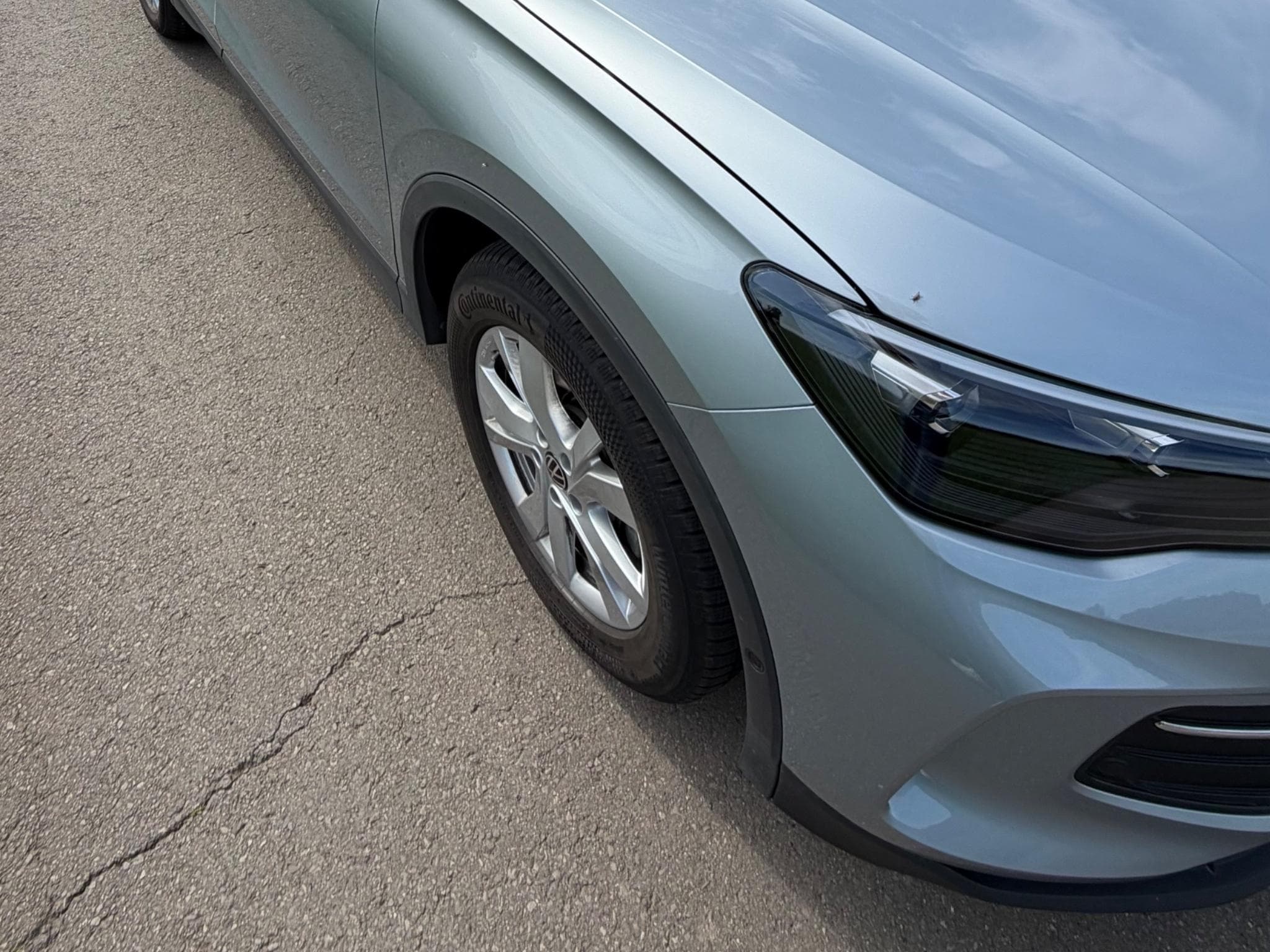 VW Tiguan 1.5 Life eTSI DSG7 (2025) - Photo 8