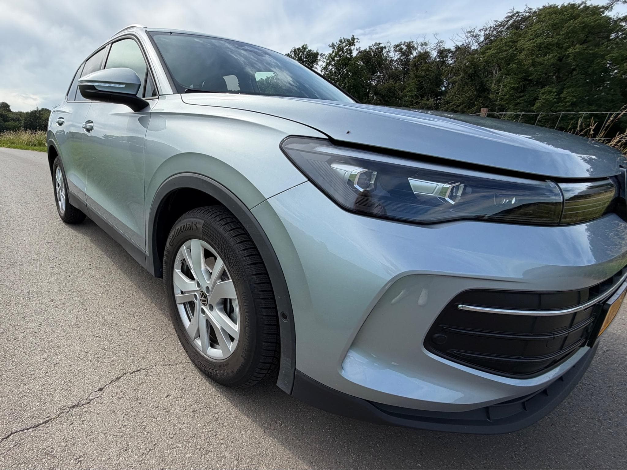 VW Tiguan 1.5 Life eTSI DSG7 (2025) - Photo 9