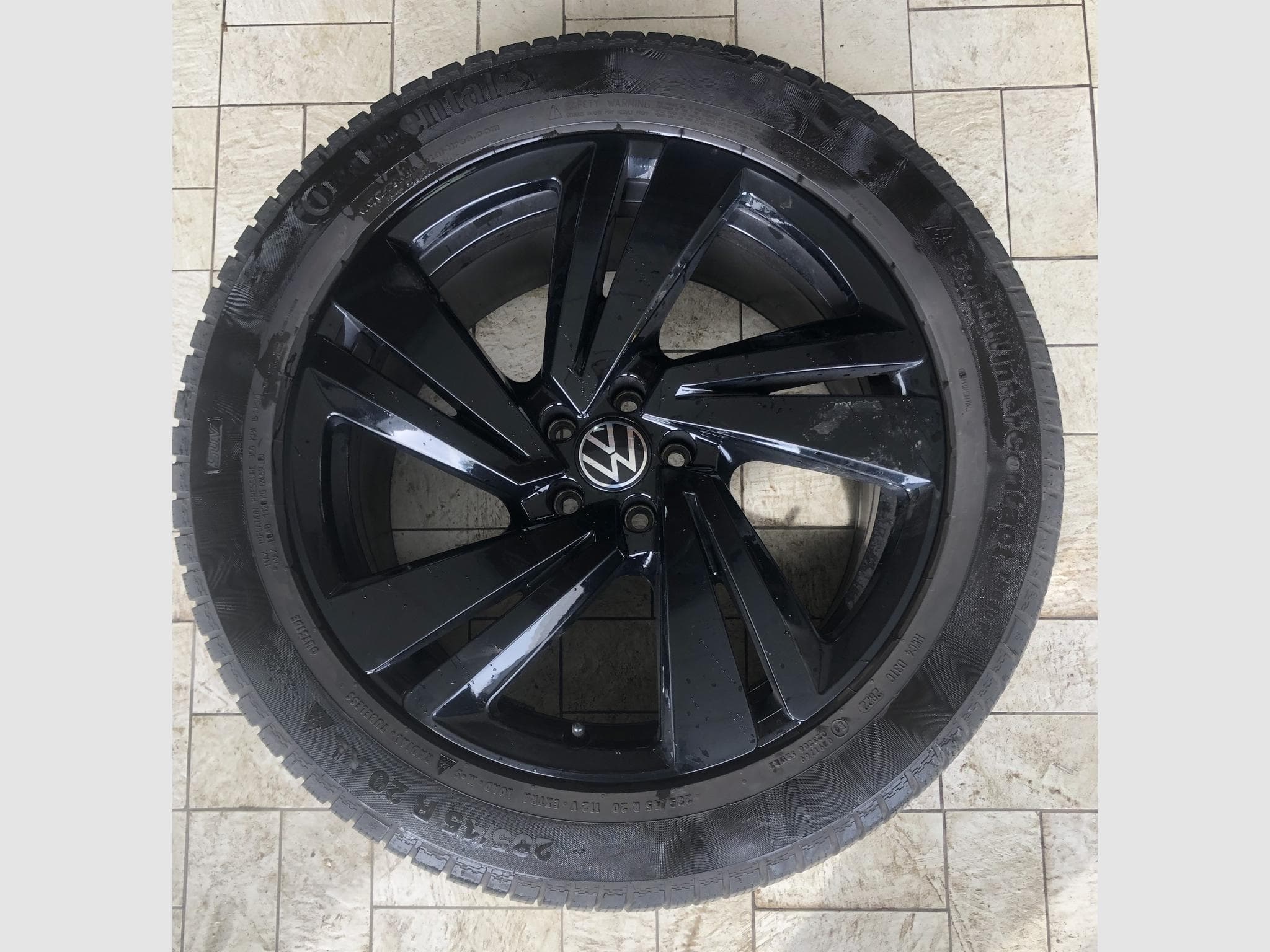 Jantes alu + Pneus h – 20" - Photo 1