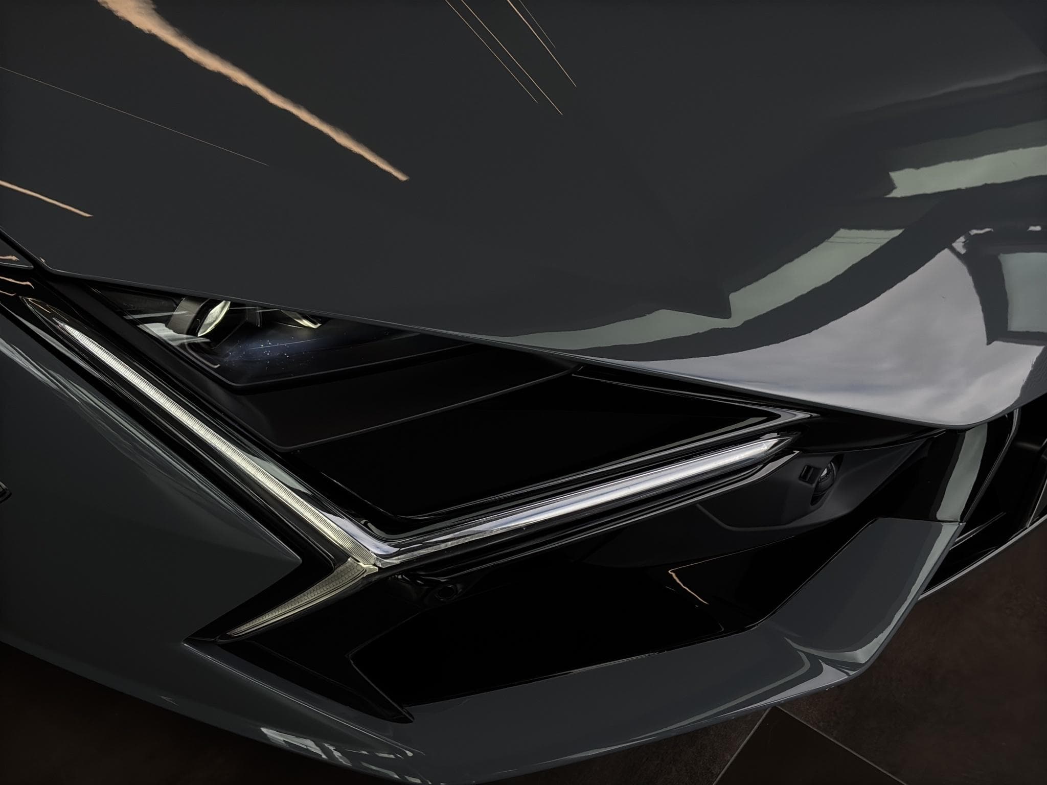 Lamborghini Revuelto (2024) - Foto 12