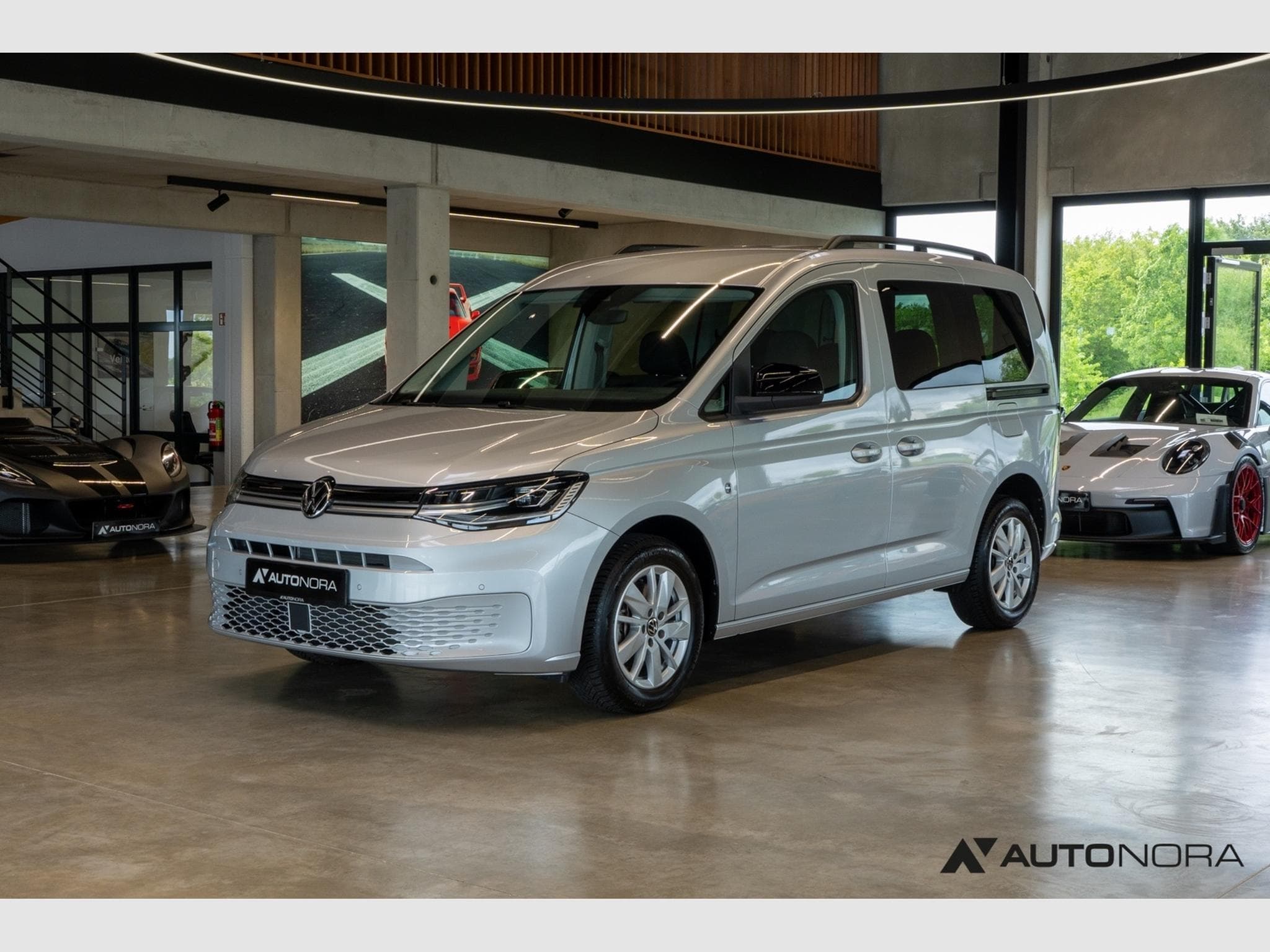 VW Caddy 1.5 TSI Life (2023) - Foto 1