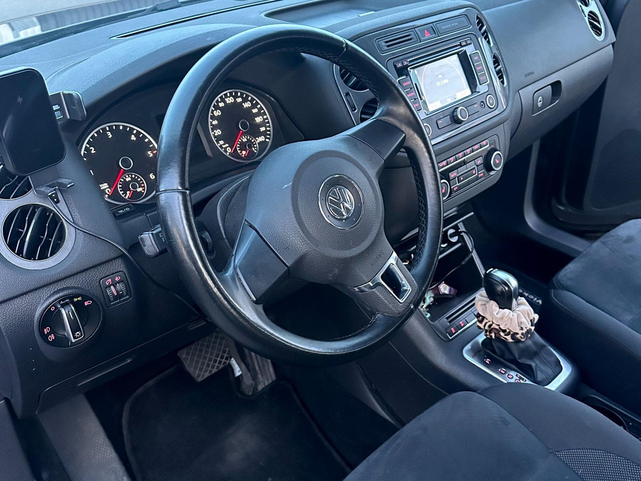 VW Tiguan 2.0 TDI DSG 4Motion 140ch (2012) - Photo 3