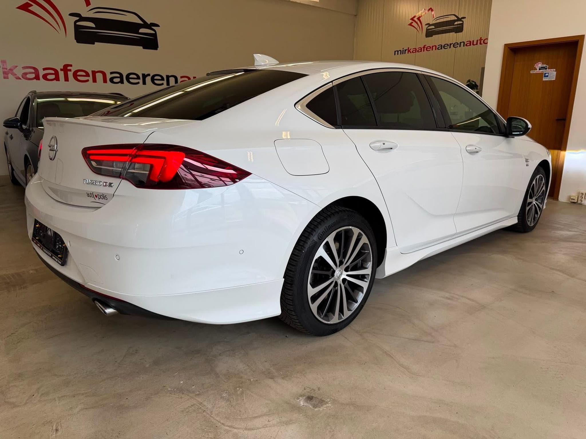 Opel Insignia OPC-Line Turbo 4x4 (2018) - Foto 6