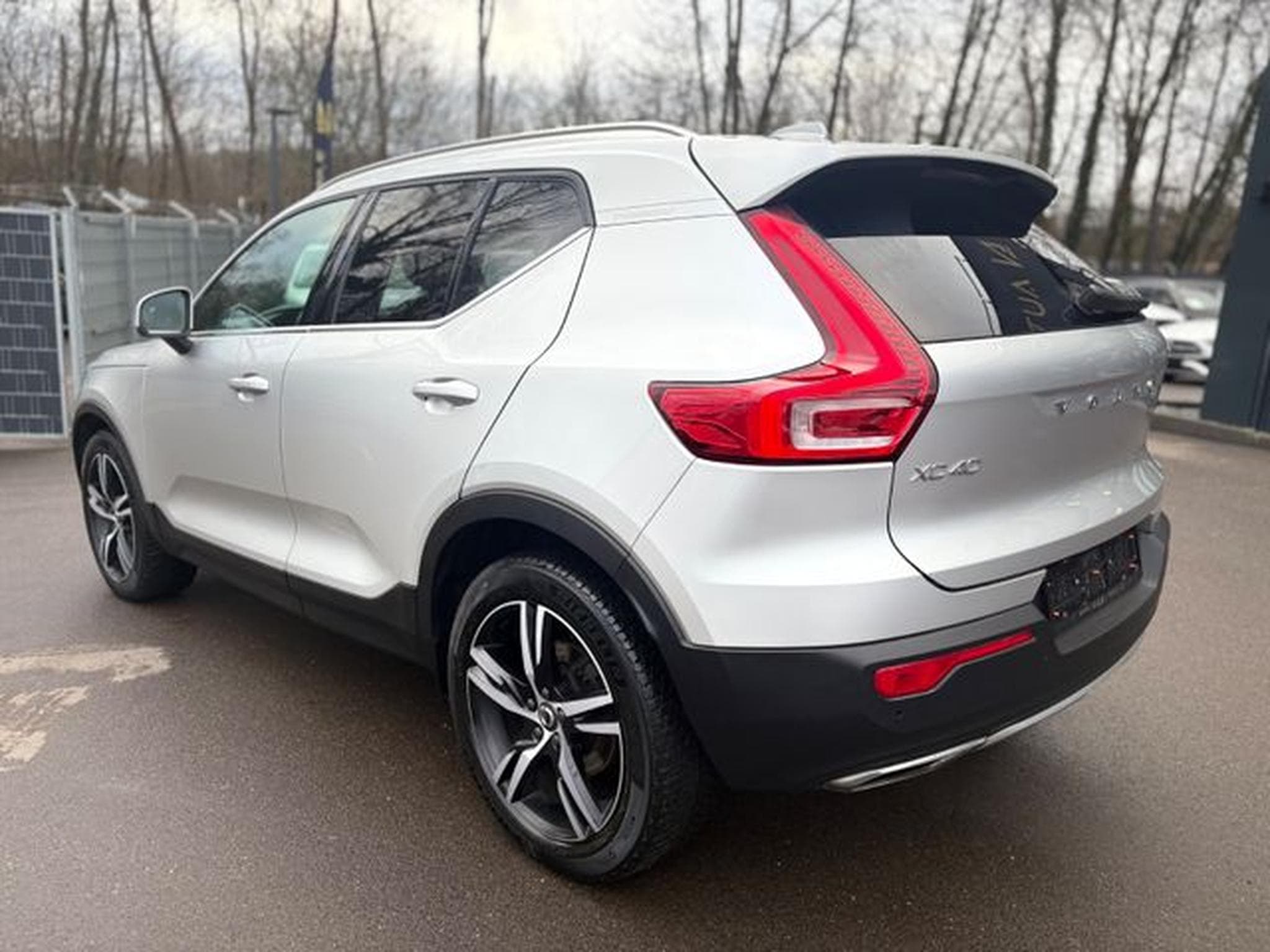 Volvo XC40 XC40 INSCRIPTION AWD*AUT*LED*LEDER*KAMERA*2.HD* (2019) - Foto 10