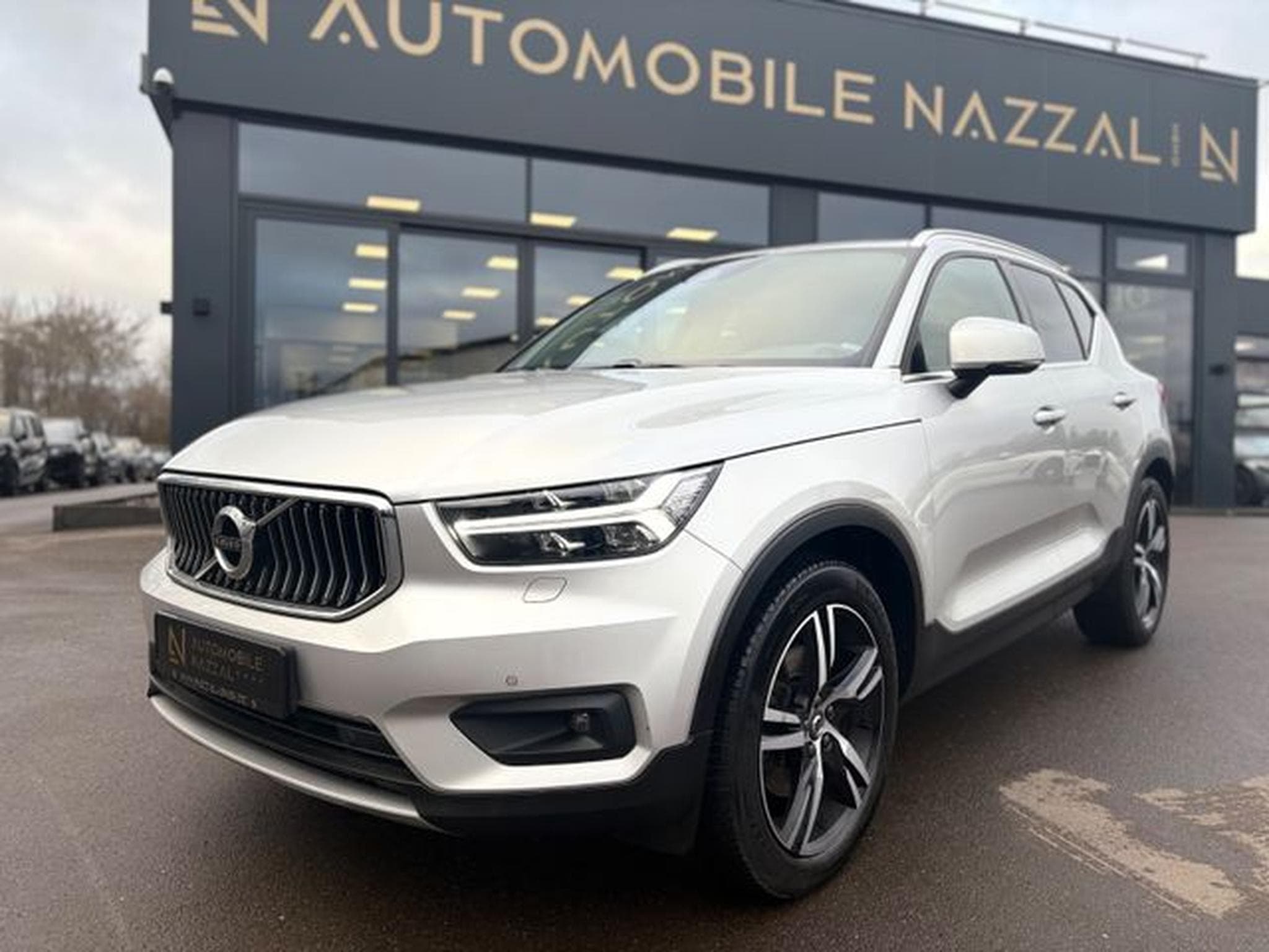 Volvo XC40 XC40 INSCRIPTION AWD*AUT*LED*LEDER*KAMERA*2.HD* (2019) - Foto 2