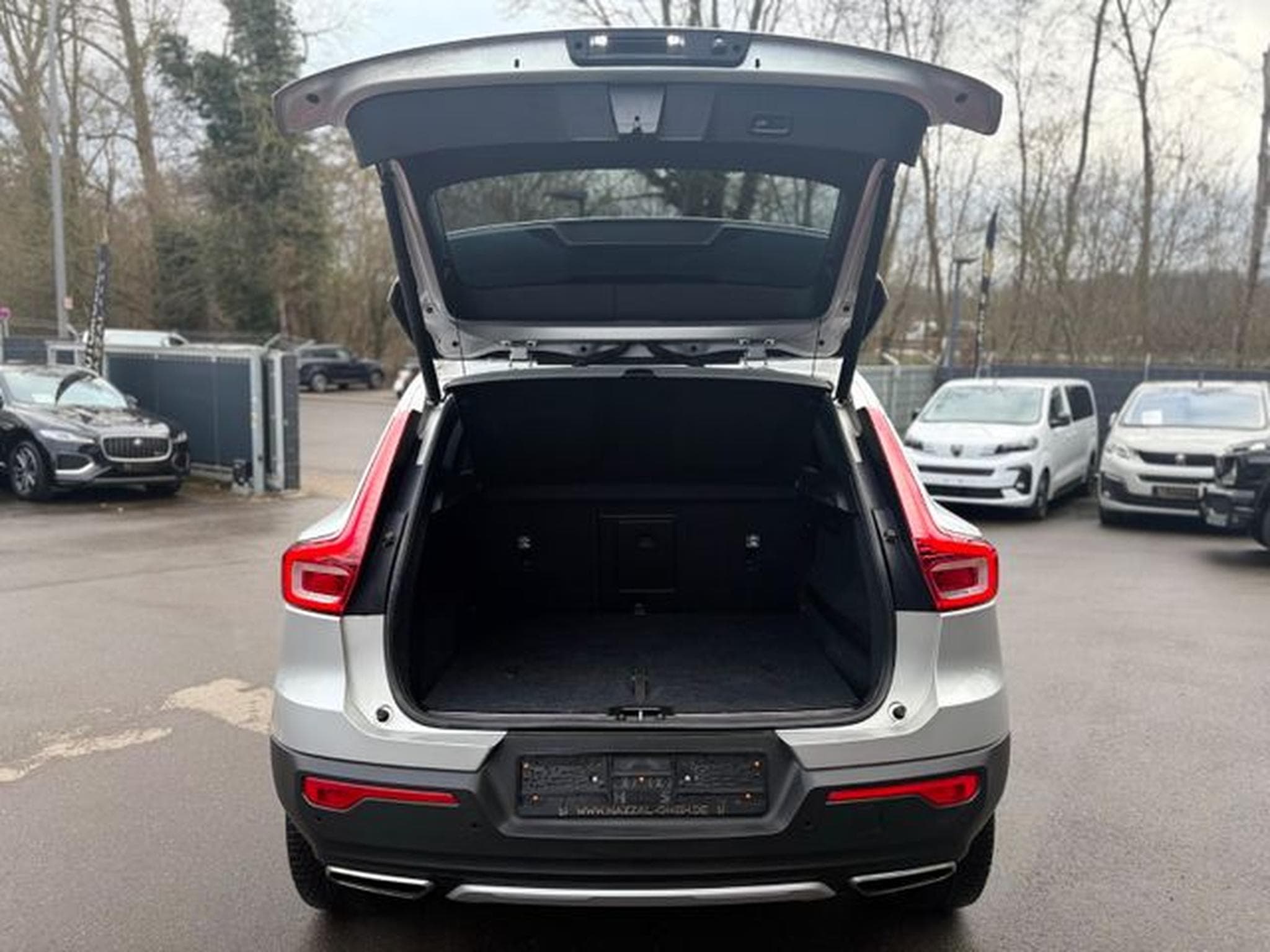 Volvo XC40 XC40 INSCRIPTION AWD*AUT*LED*LEDER*KAMERA*2.HD* (2019) - Foto 9