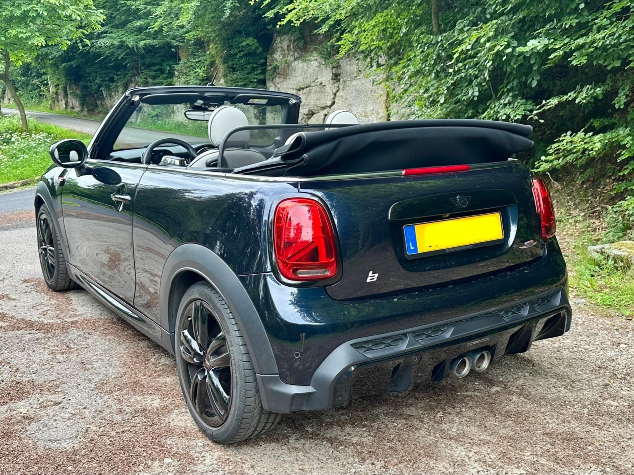 Mini Cabrio Cooper John Cooper Works (2023) - Foto 3