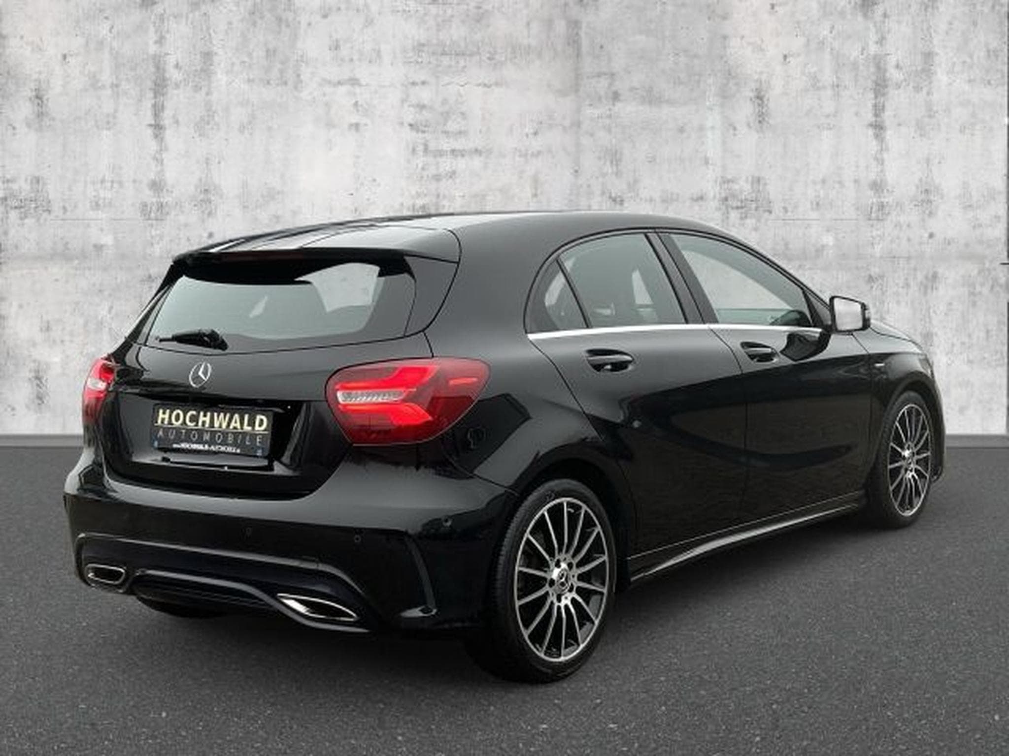 Mercedes A 180 A 180 AMG-Line EDITION NAVI RFK LED SHZG PDC (2017) - Photo 5