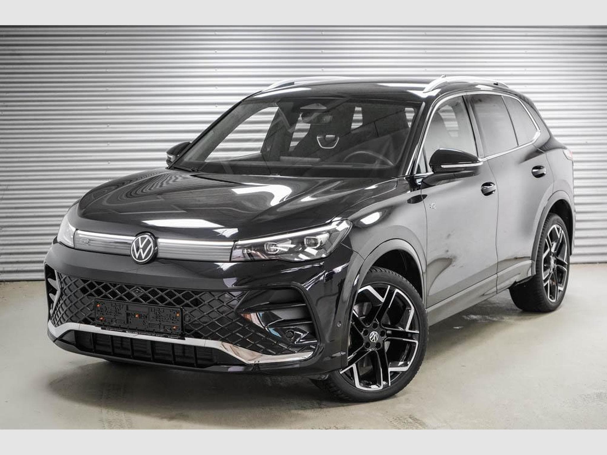 VW Tiguan 2,0 TDI DSG (2024) - Photo 1