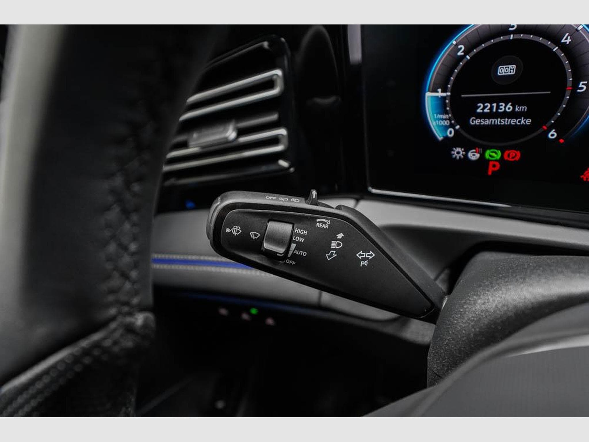 VW Tiguan 2,0 TDI DSG (2024) - Photo 11