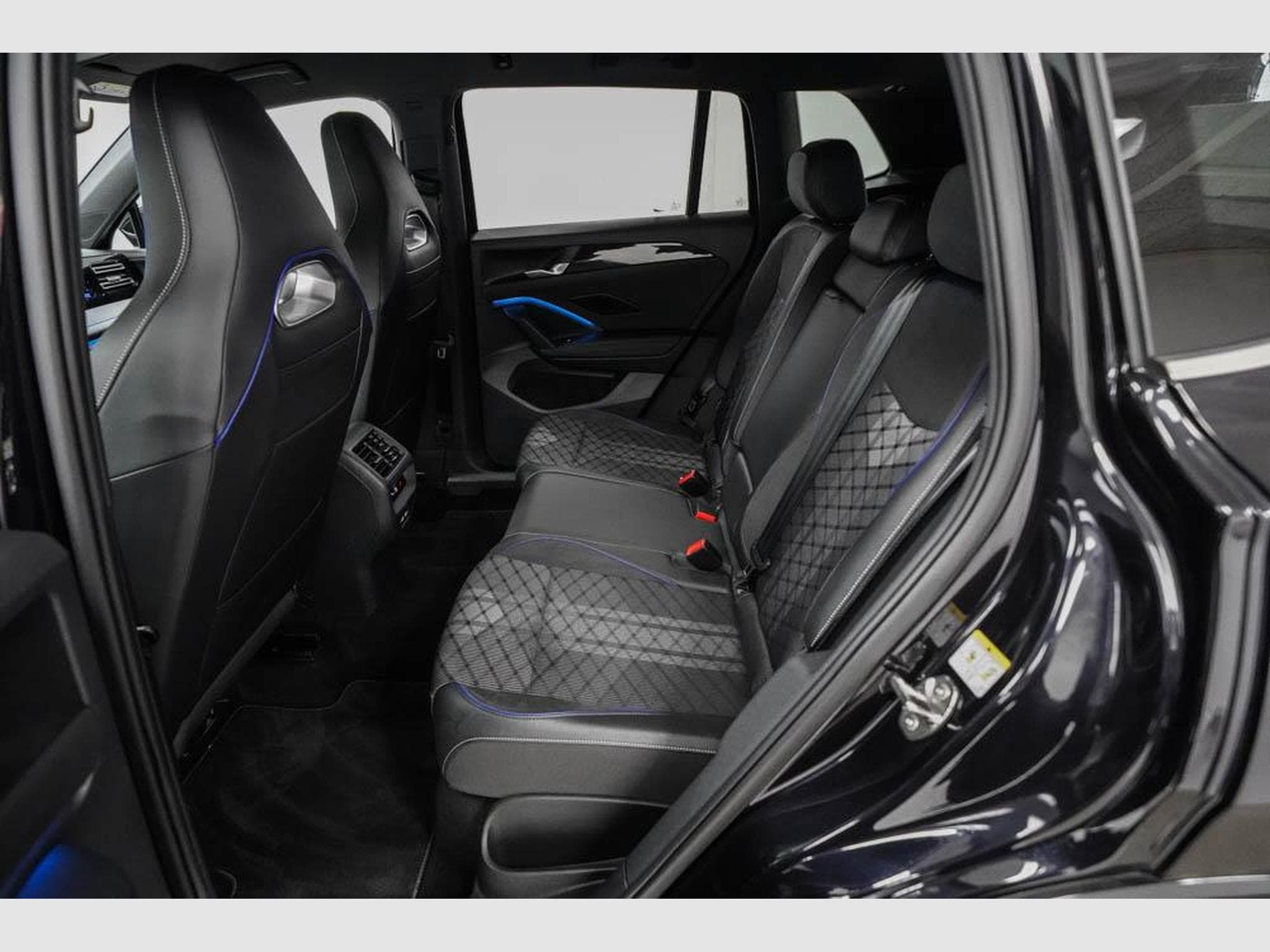 VW Tiguan 2,0 TDI DSG (2024) - Photo 18