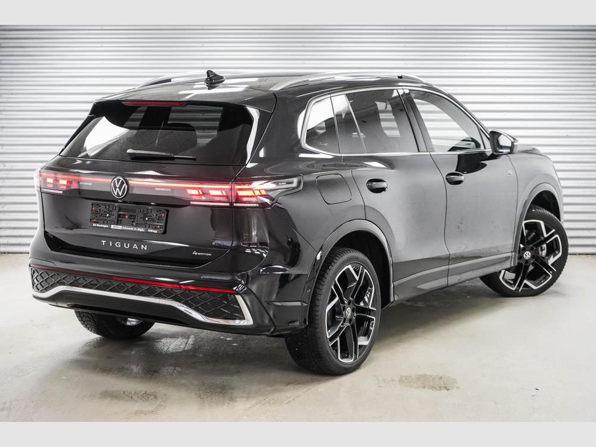 VW Tiguan 2,0 TDI DSG (2024) - Photo 3