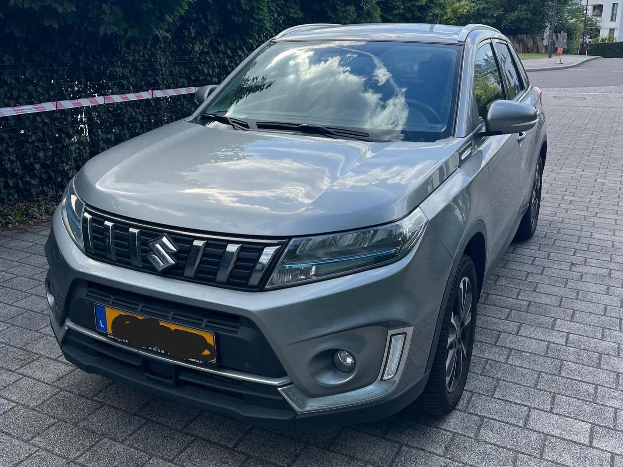 Suzuki Vitara 1.4 GLX (2023) - Photo 2